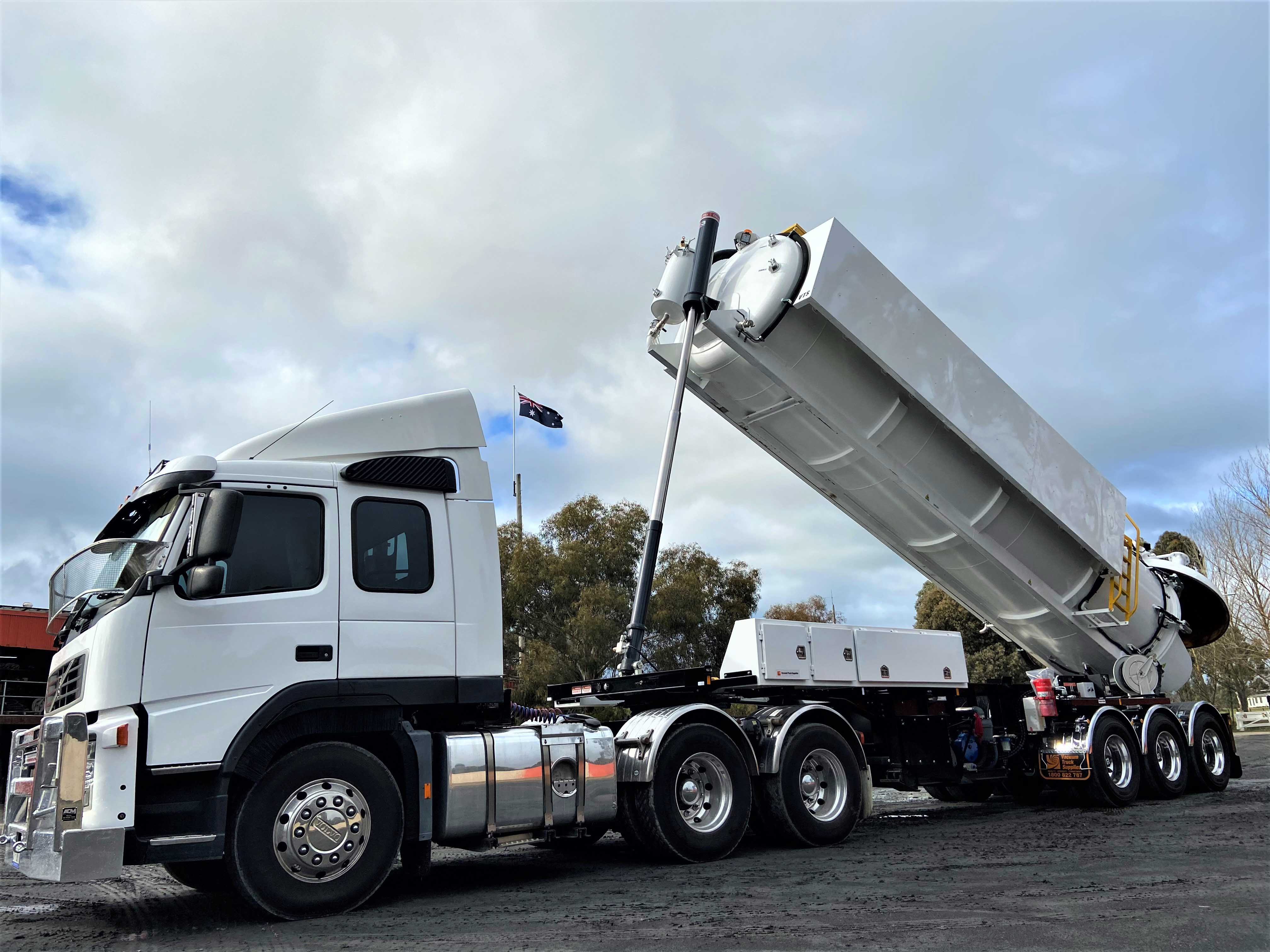 Tippervac Bulk Waste Vacuum Tanker Trailer