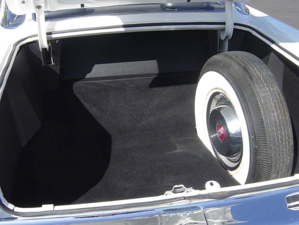 1957 BUICK SPECIAL 2 DOOR HARDTOP