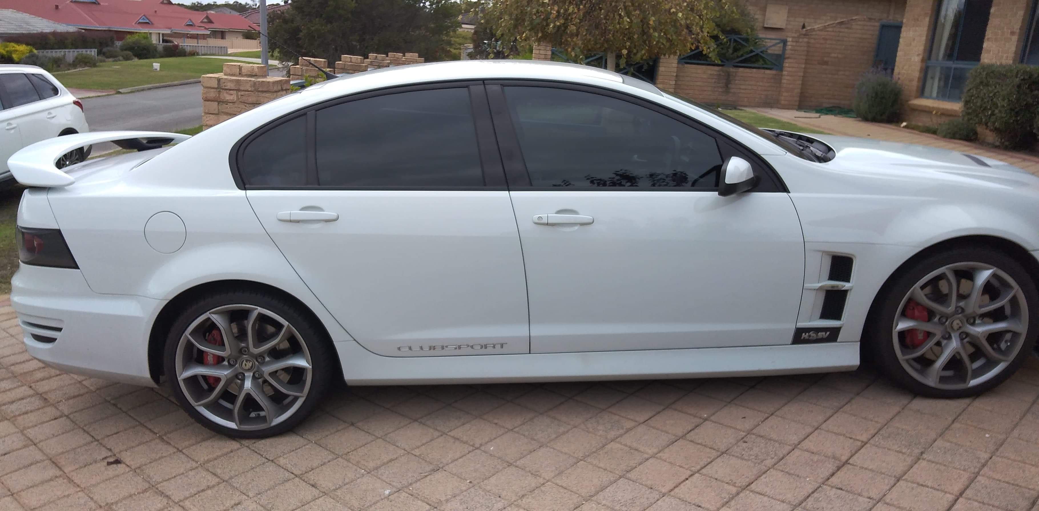 2013 HSV CLUBSPORT R8 SEDAN