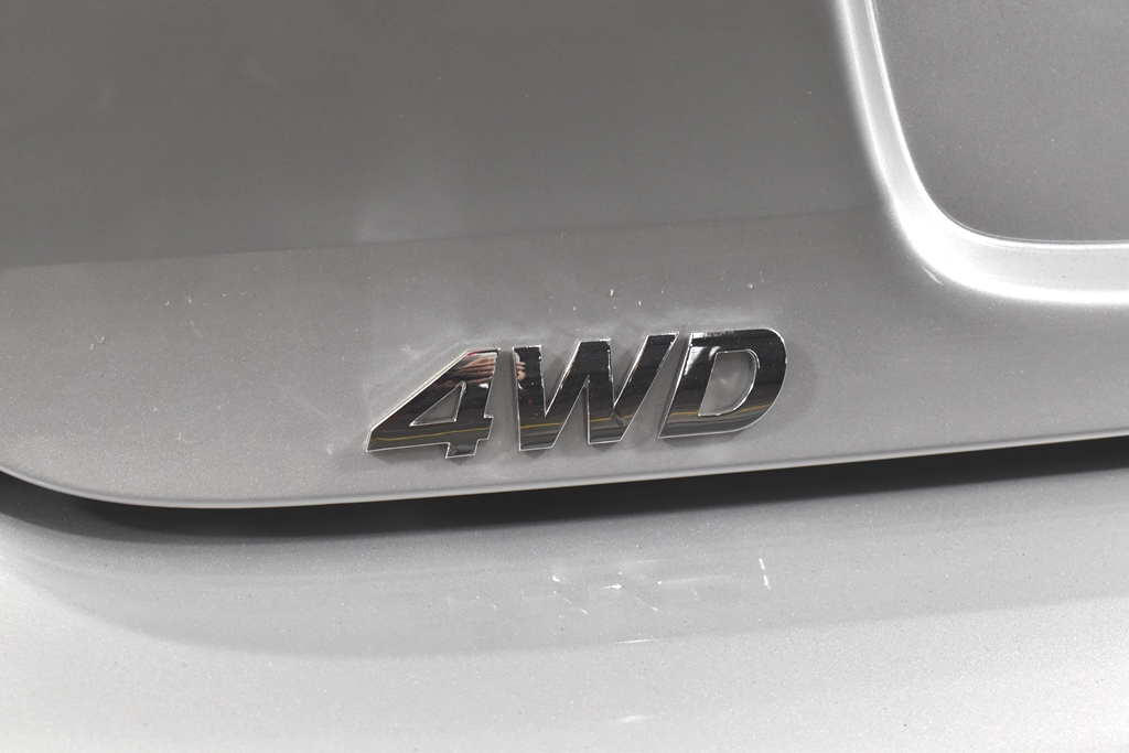 2005 HSV COUPE 4 COUPE