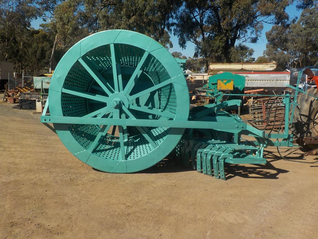 Eckersly Rock Picker
