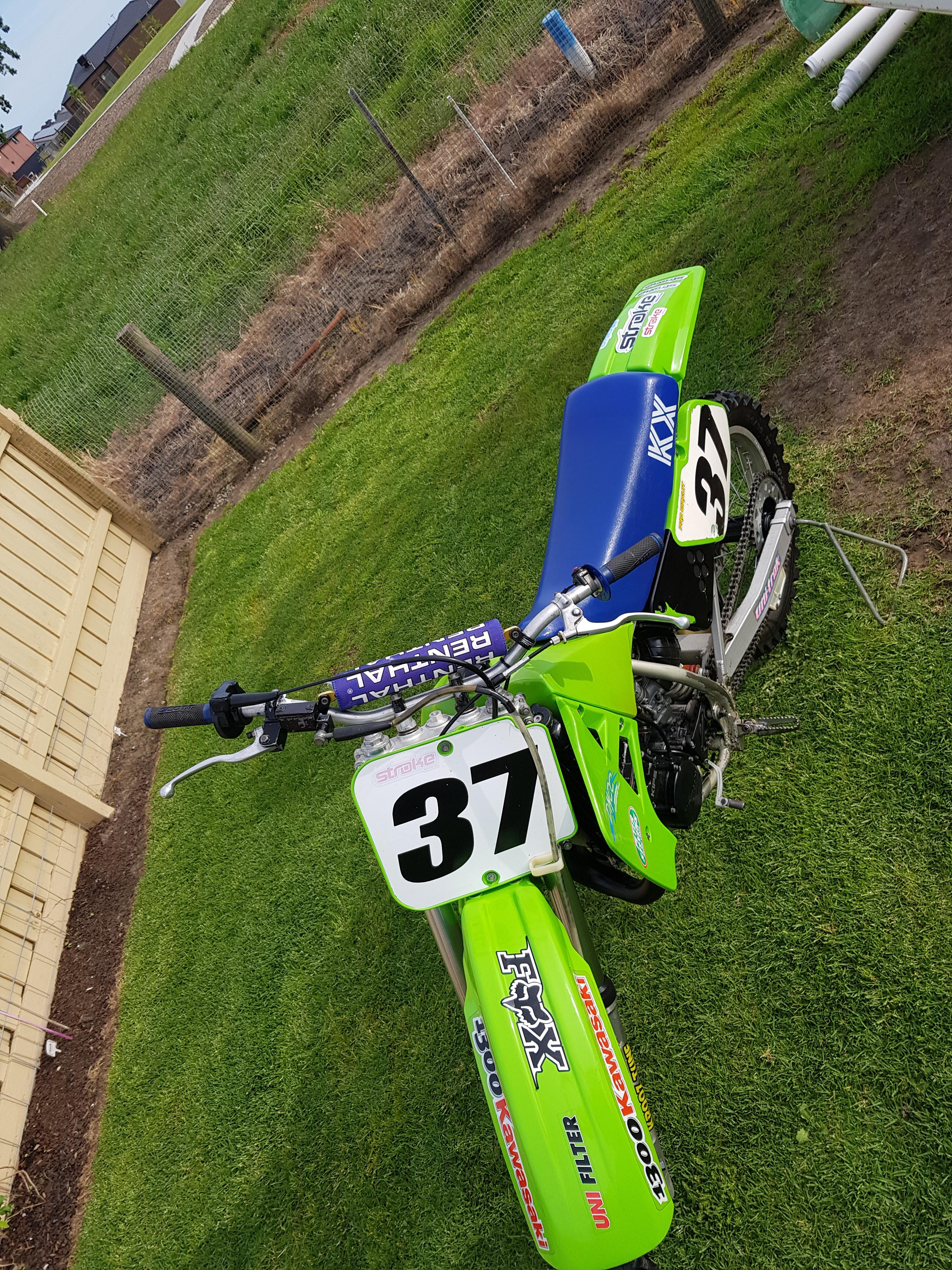 1986 KAWASAKI KX125 MOTOCROSS 