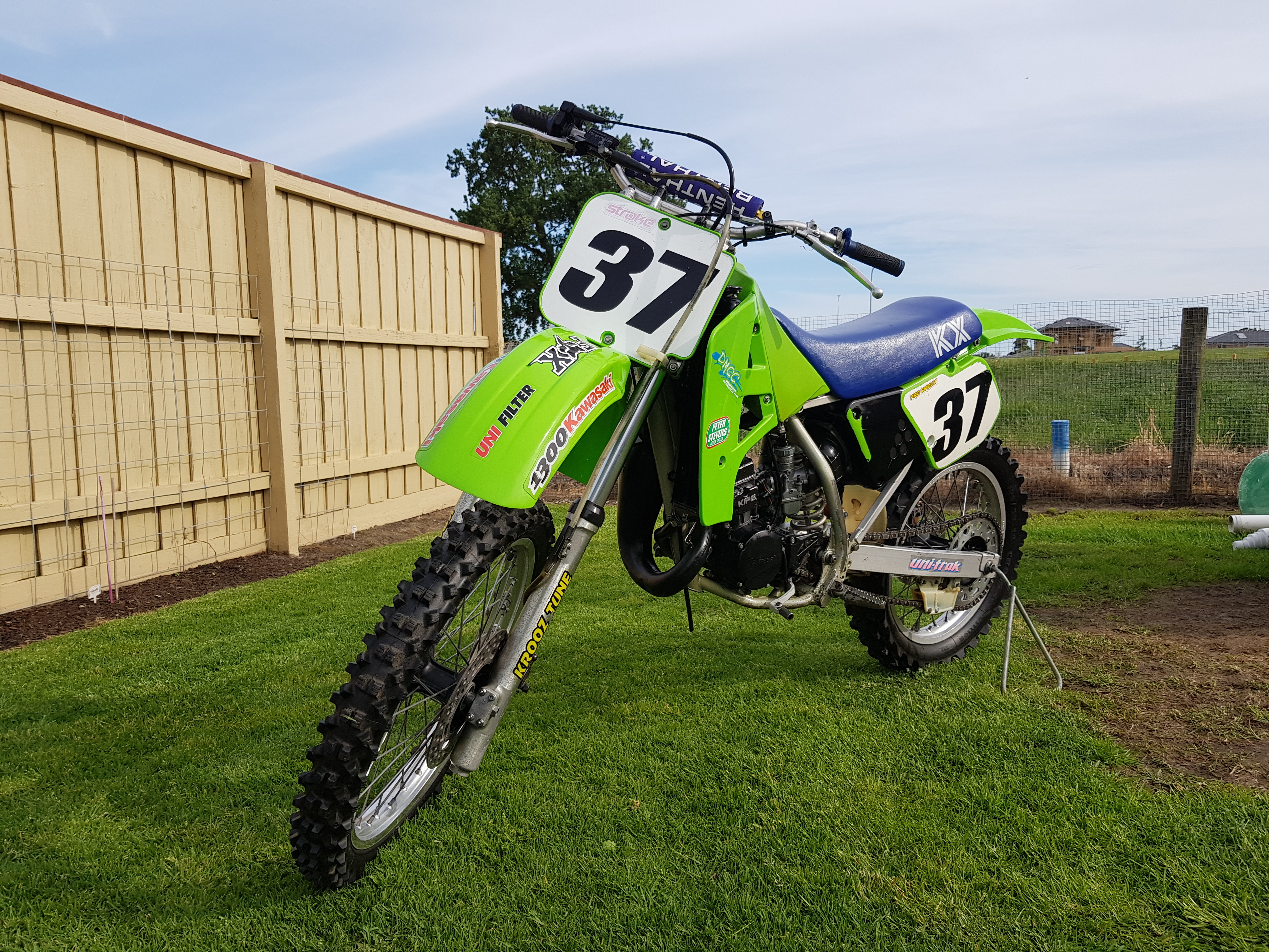 1986 KAWASAKI KX125 MOTOCROSS 