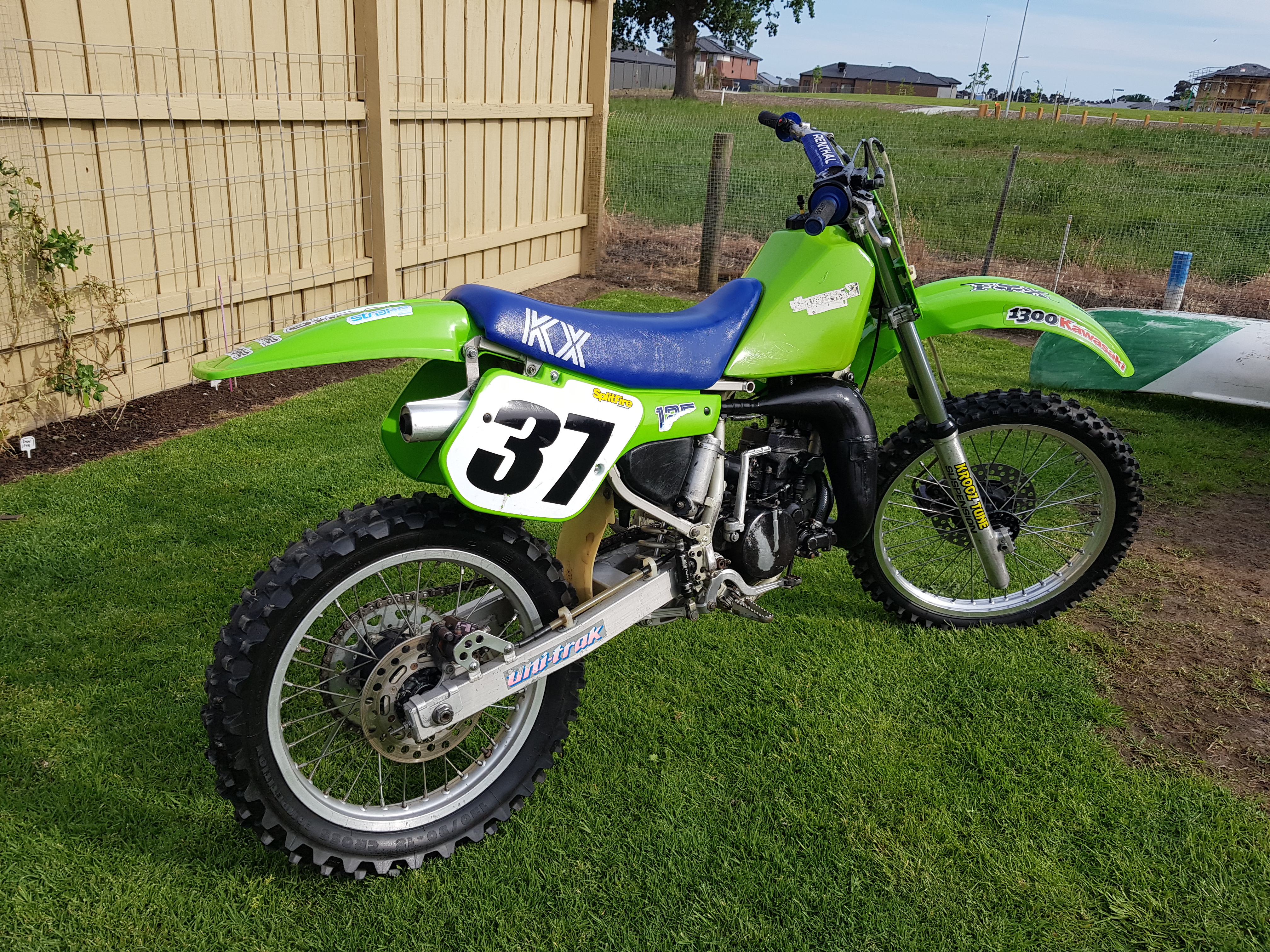 1986 KAWASAKI KX125 MOTOCROSS 