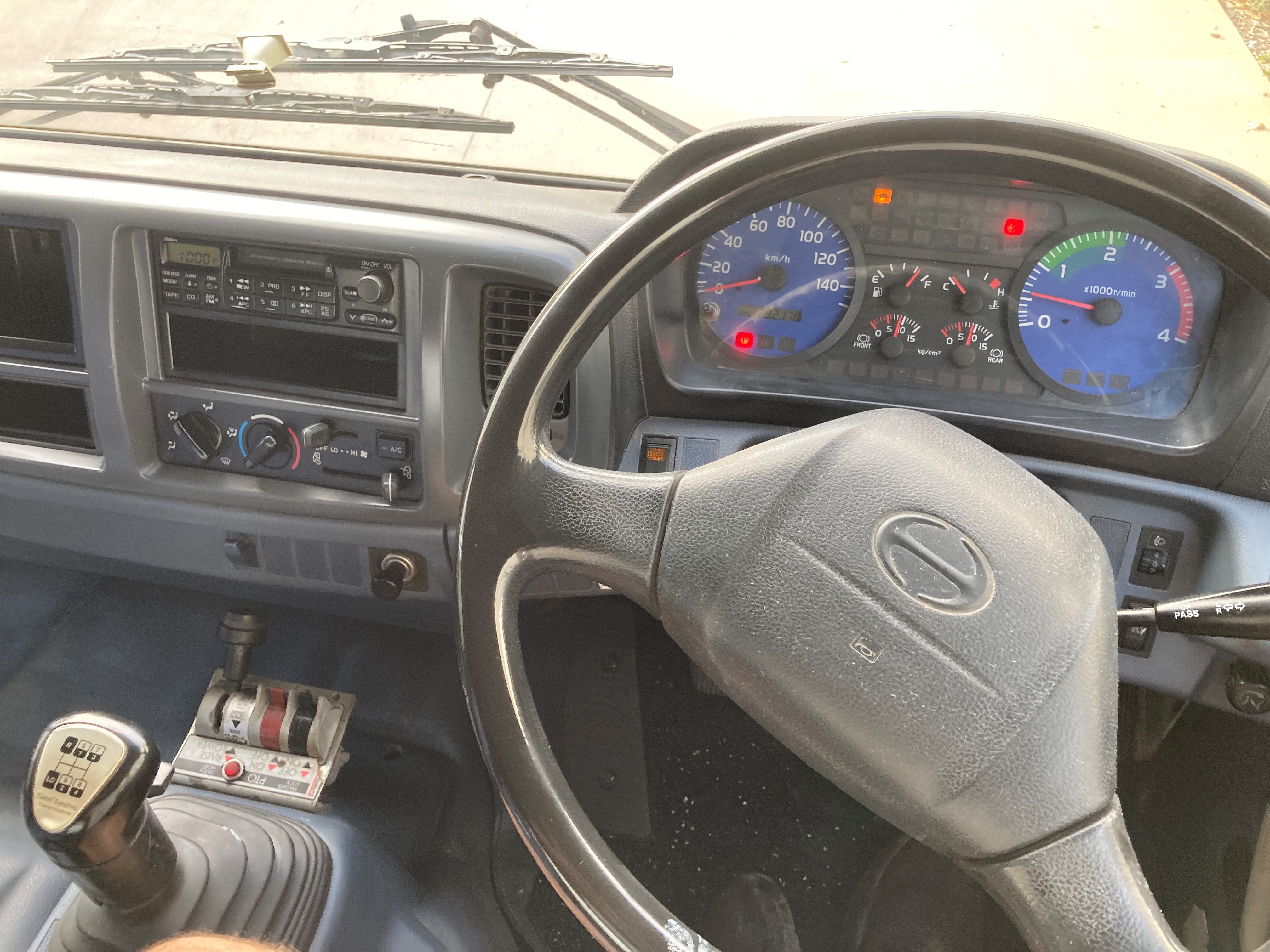 2003 HINO GH 8 TON TIPPER