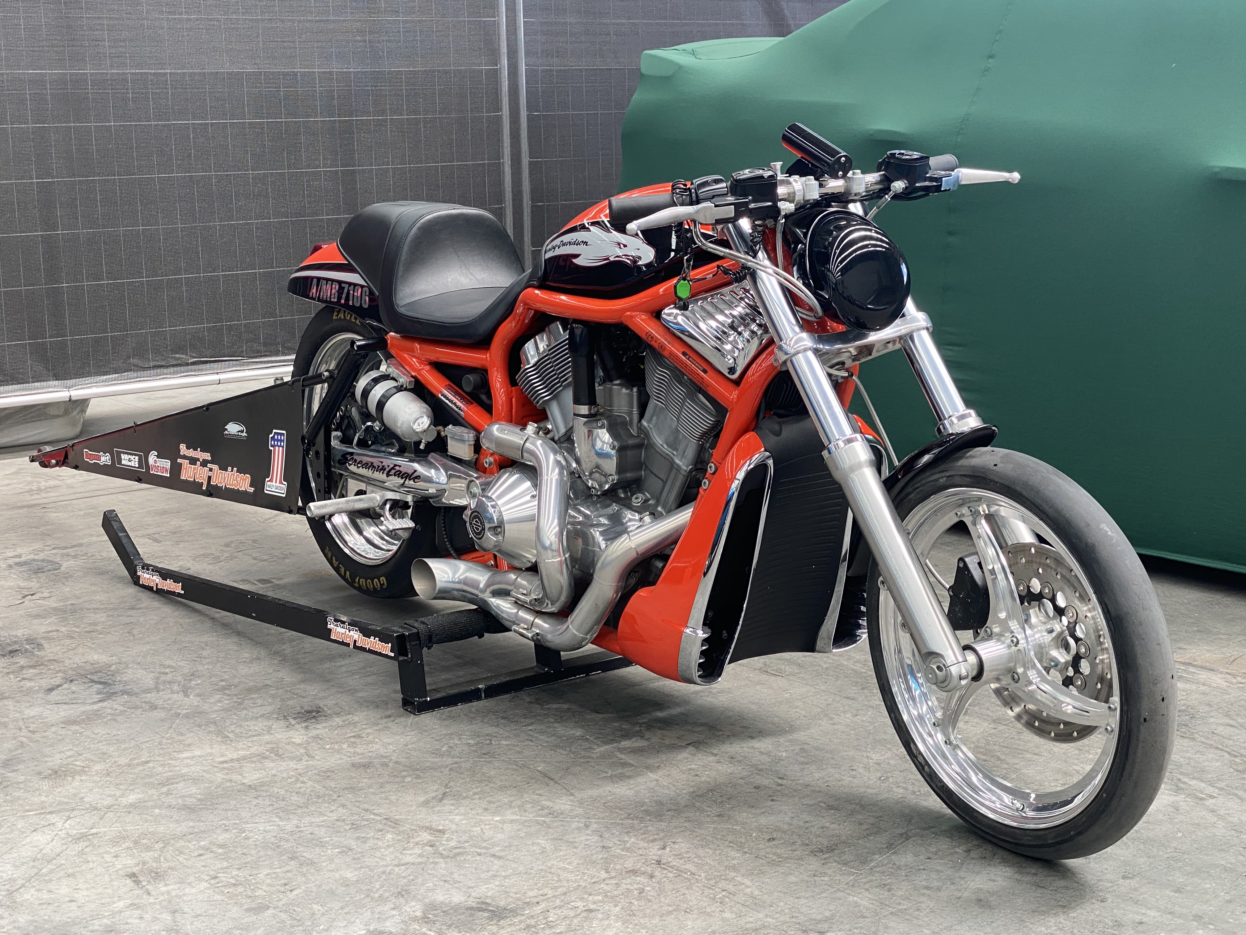 2005 HARLEY-DAVIDSON VRSCSE SCREAMIN' EAGLE V-ROD CRUISER
