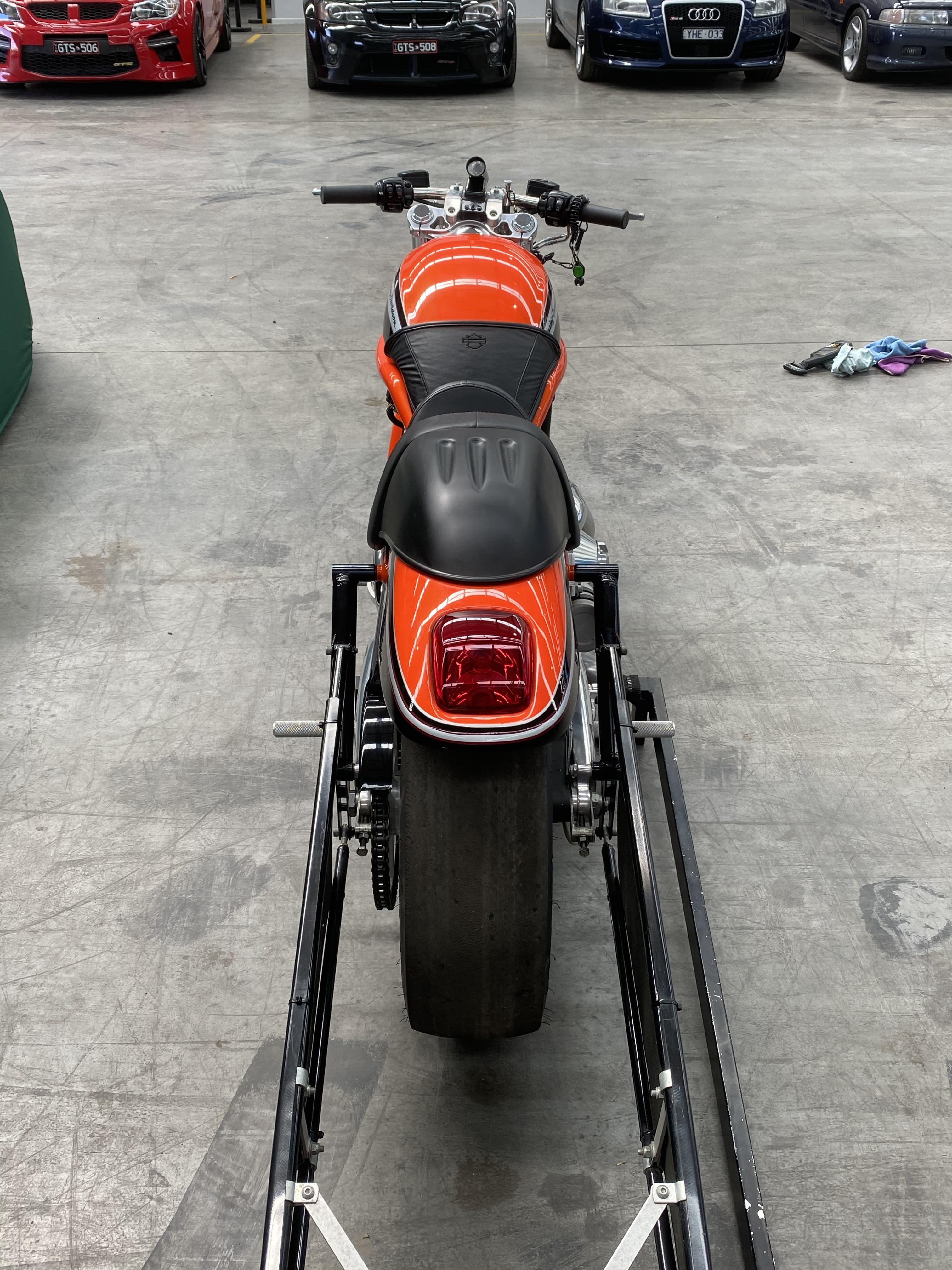 2005 HARLEY-DAVIDSON VRSCSE SCREAMIN' EAGLE V-ROD CRUISER