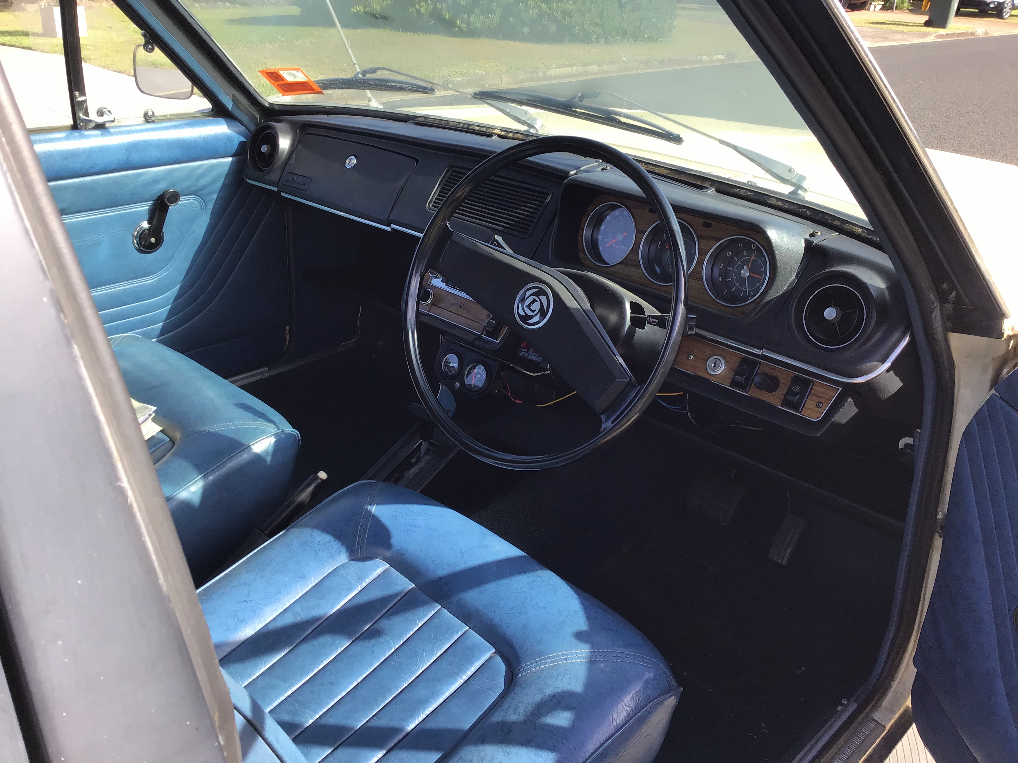 1974 LEYLAND MARINA SEDAN 