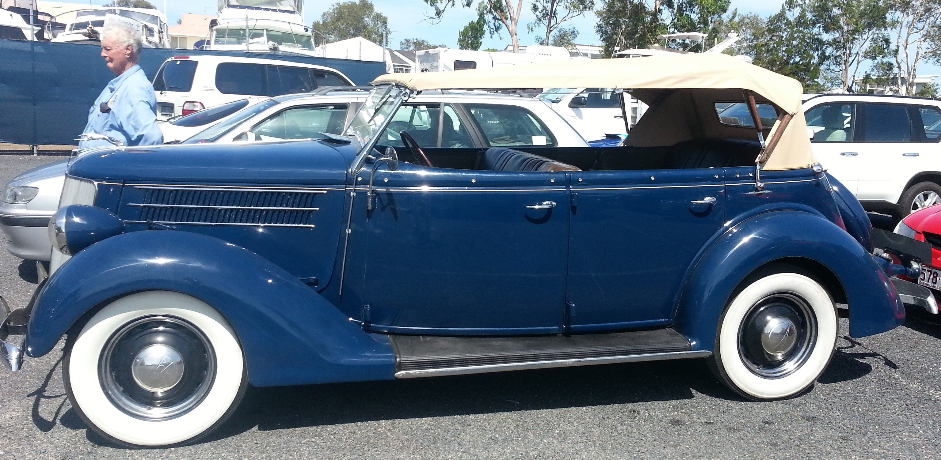 1936 FORD DELUXE TOURER
