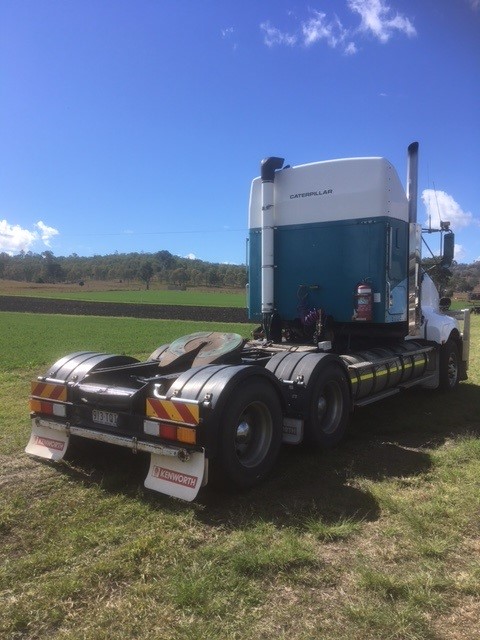 2005 KENWORTH T604 PRIME MOVER