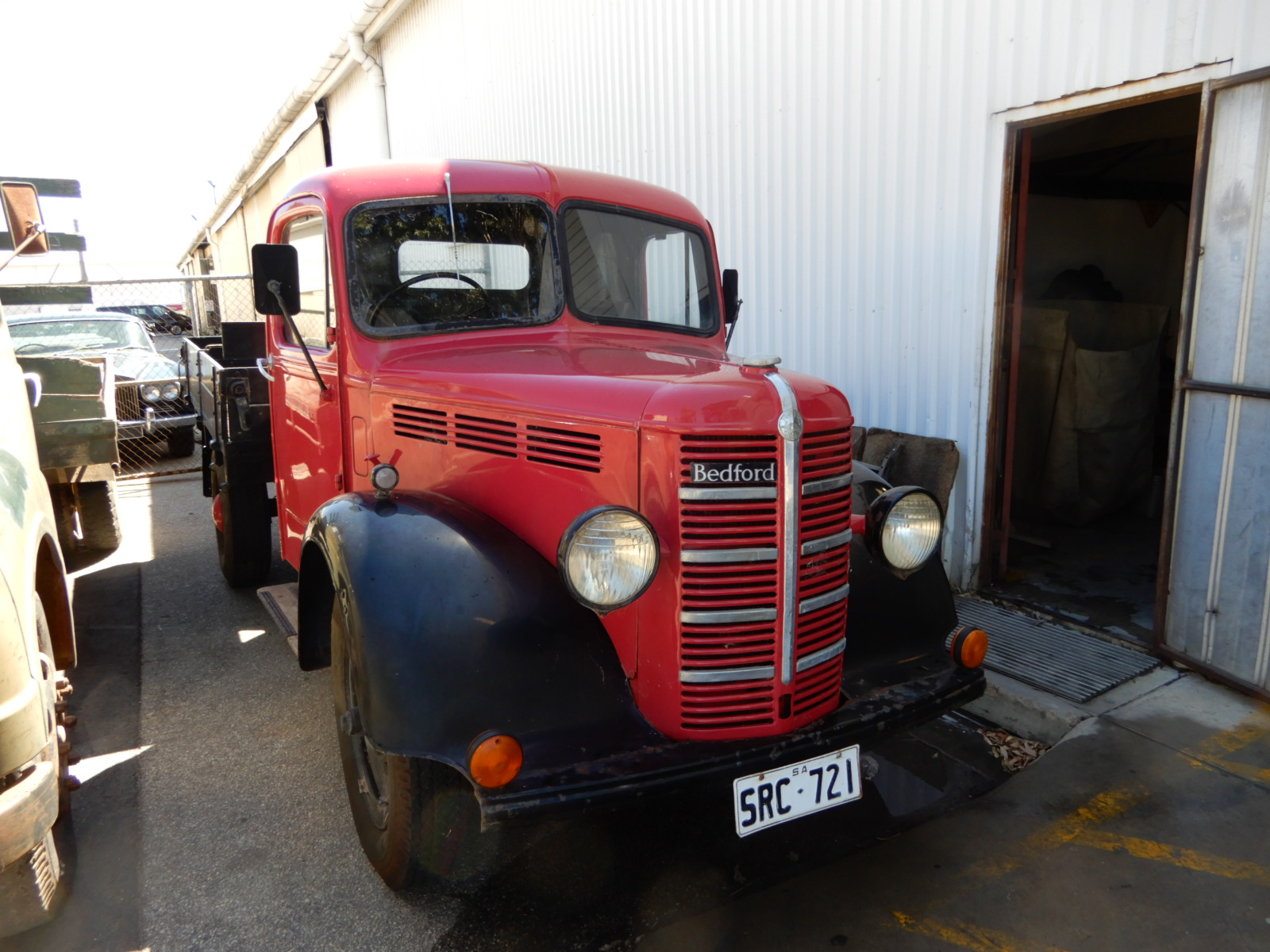 1947 BEDFORD K SERIES TRUCK