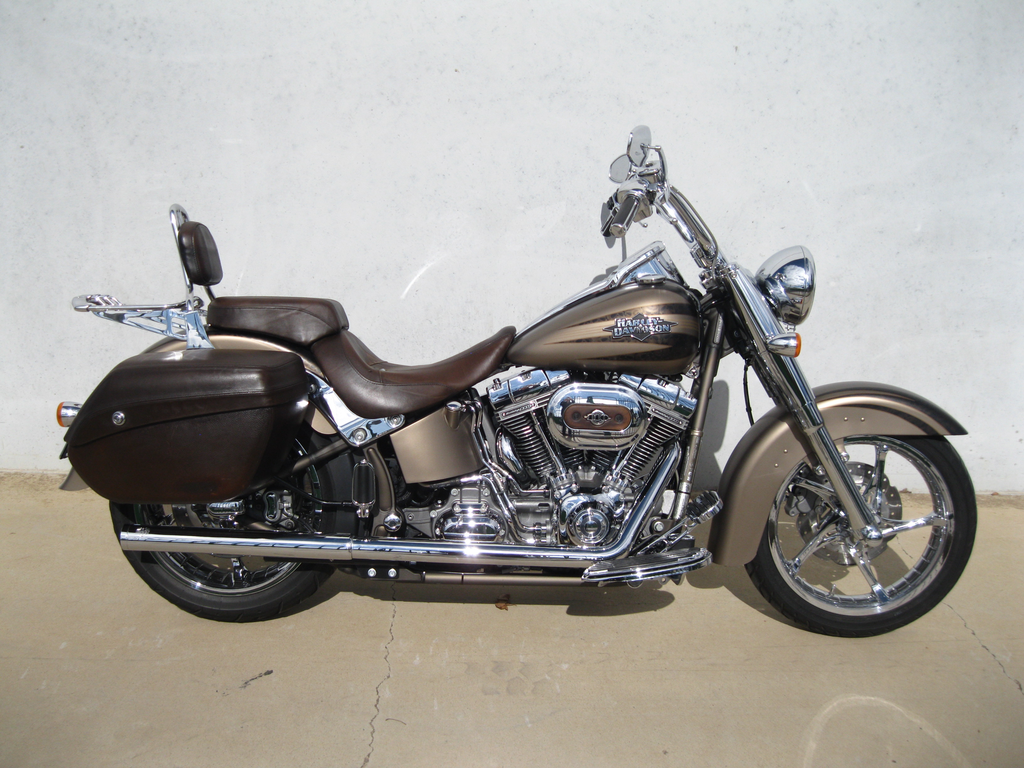 2012 HARLEY-DAVIDSON FLSTSE CVO SOFTAIL CONVERTIBLE CRUISER