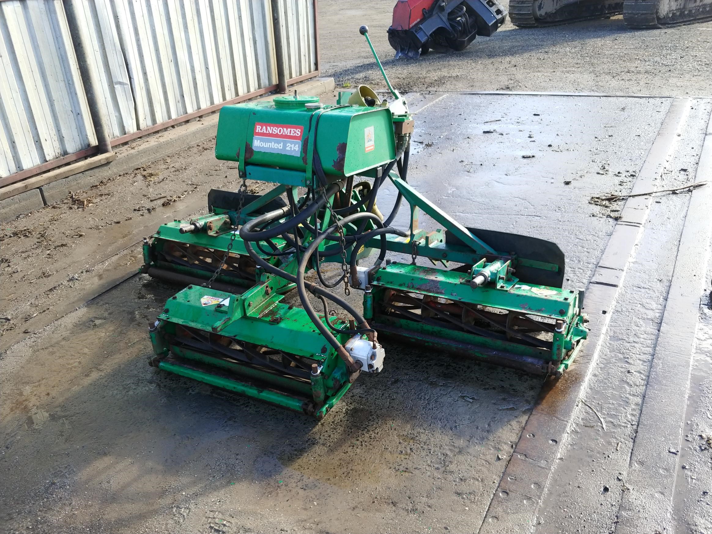 RANSON MOUNTED 214 GANG MOWER