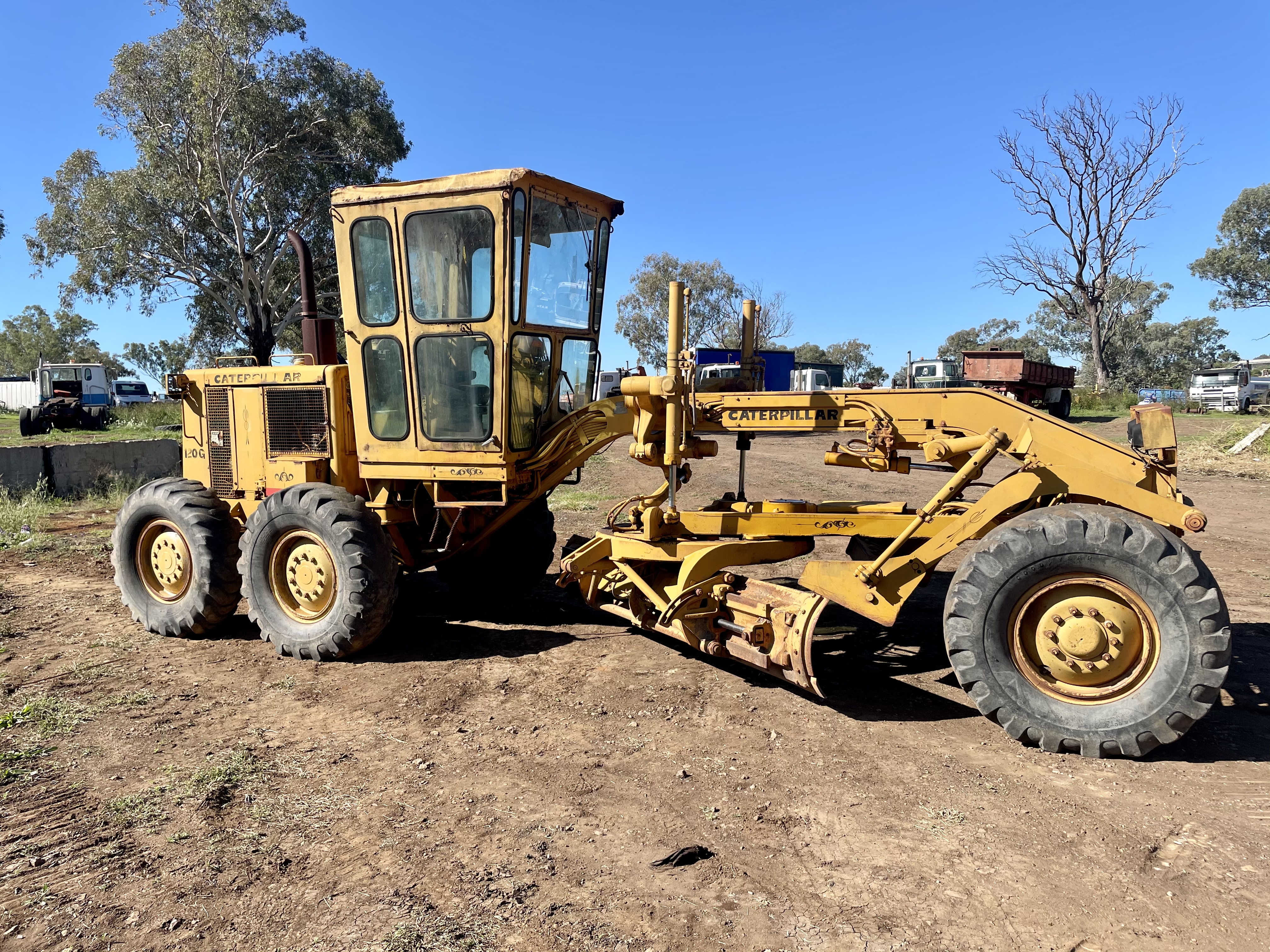 Caterpillar 120G Grader