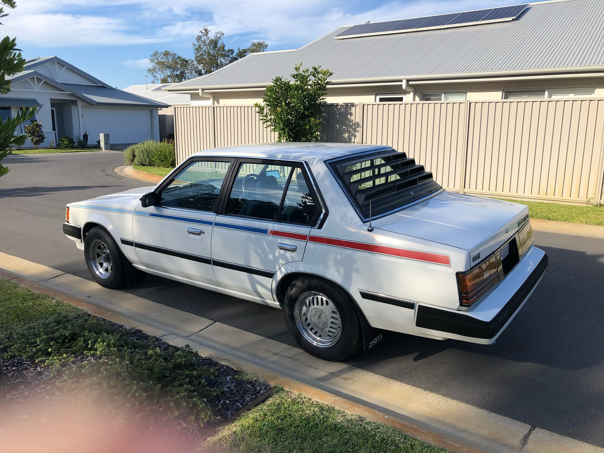 1984 TOYOTA CORONA CS-X EXECUTIVE SEDAN