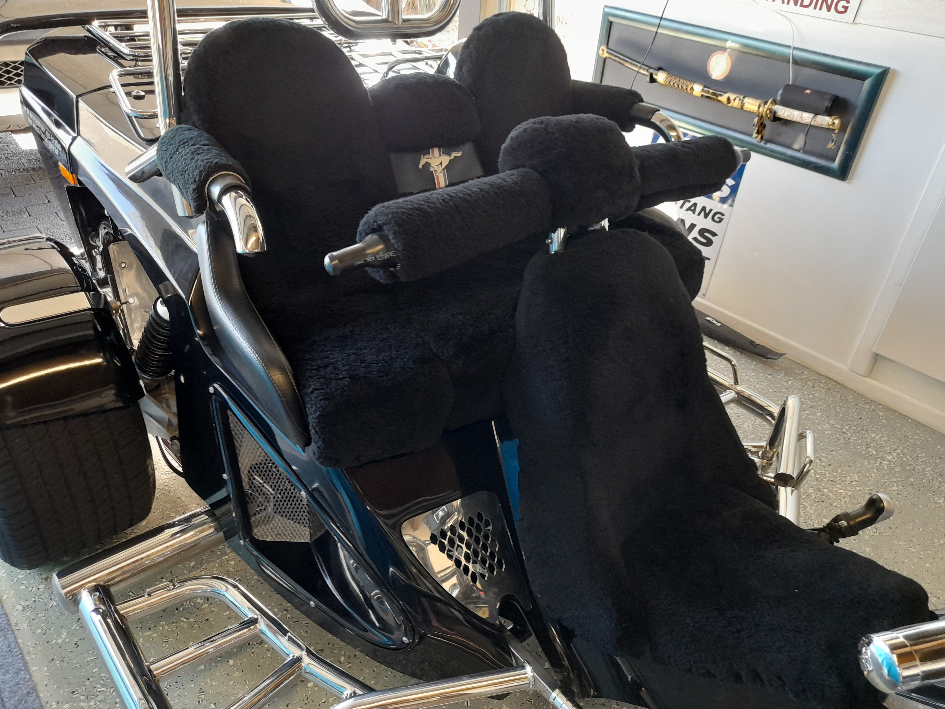 2016 BOOM MUSTANG TRIKE
