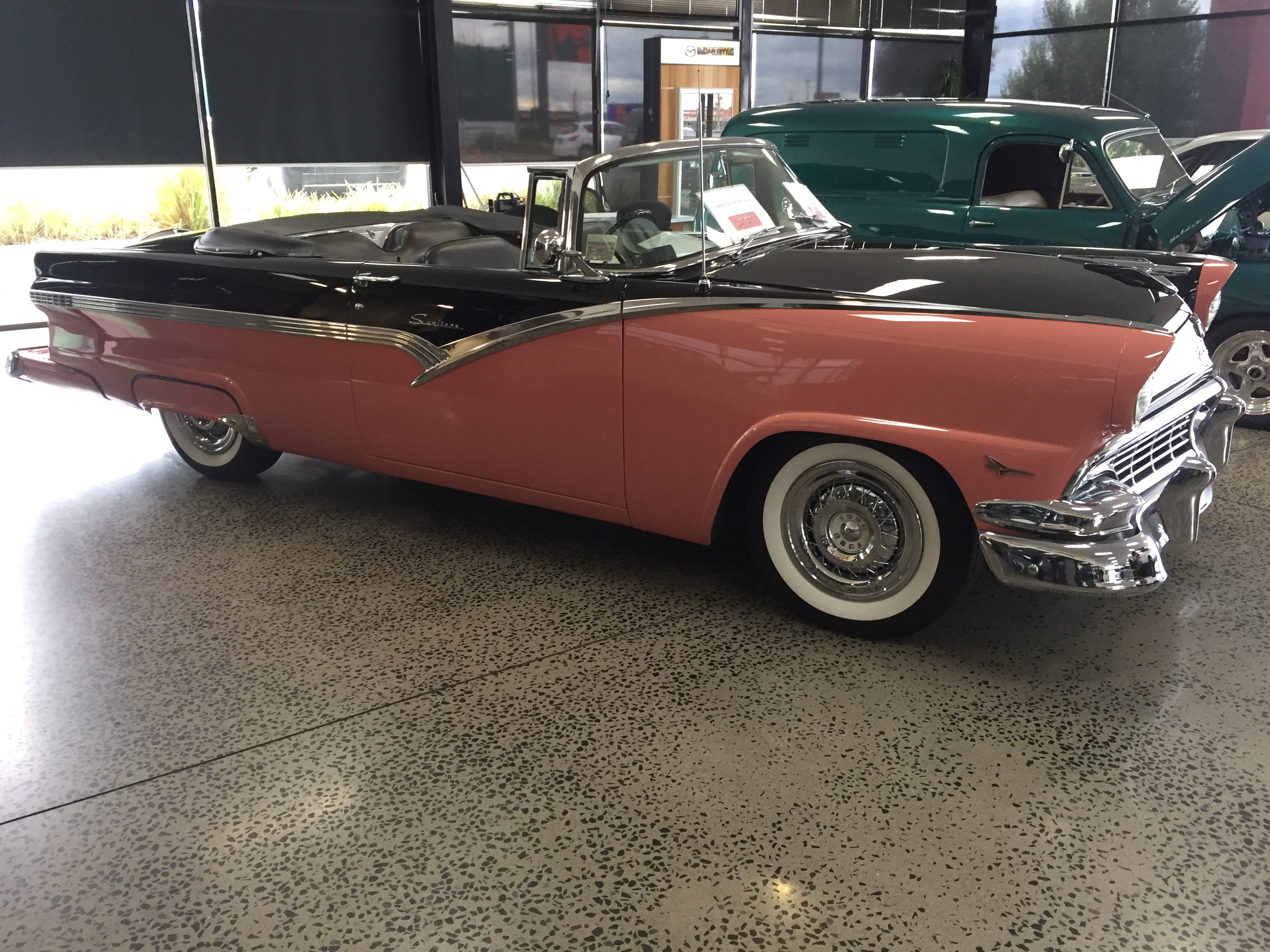 1956 FORD FAIRLANE SUNLINER CONVERTIBLE