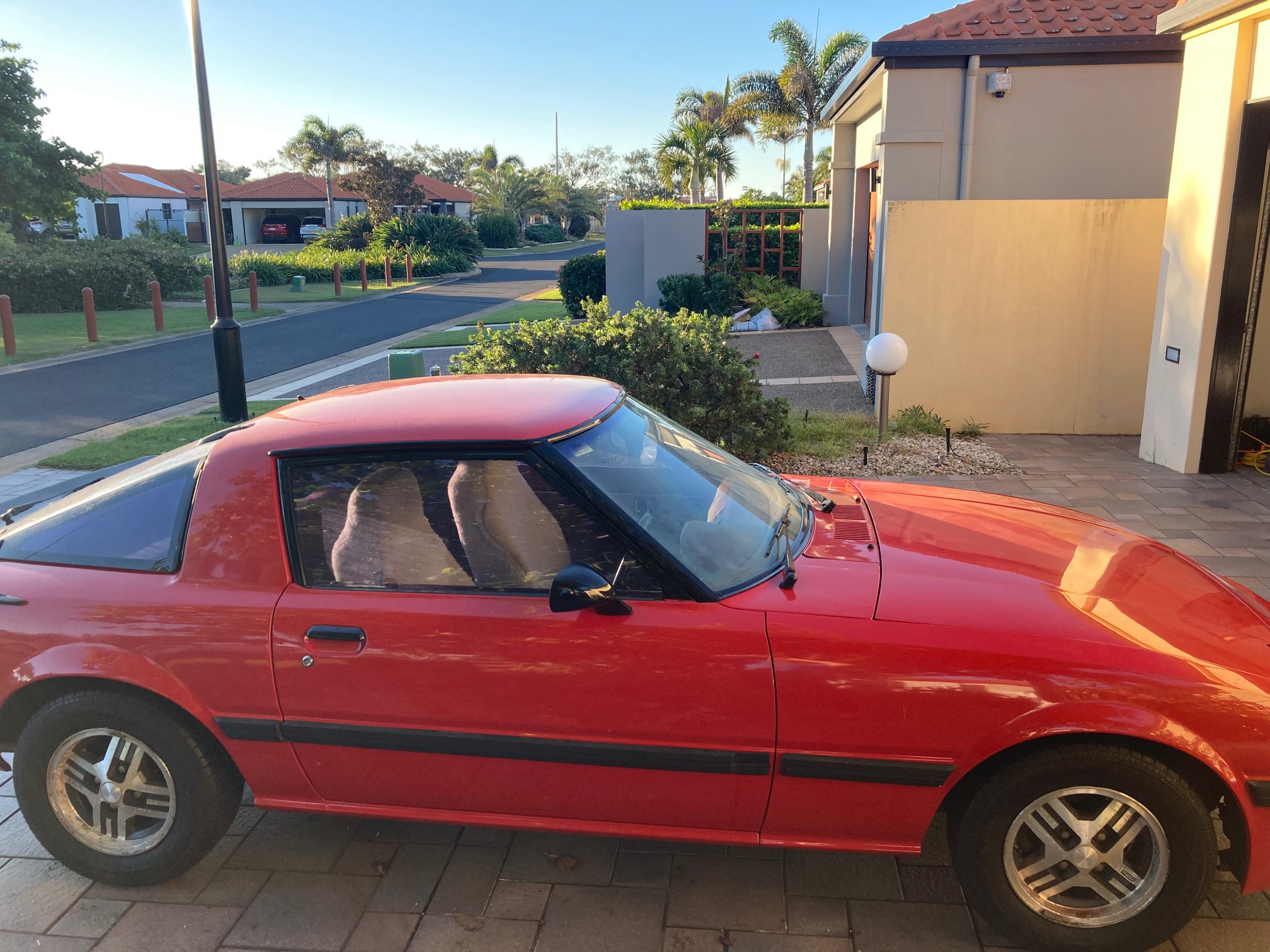 1983 MAZDA RX7 SUPER DELUXE 5 SP MANUAL 2D COUPE