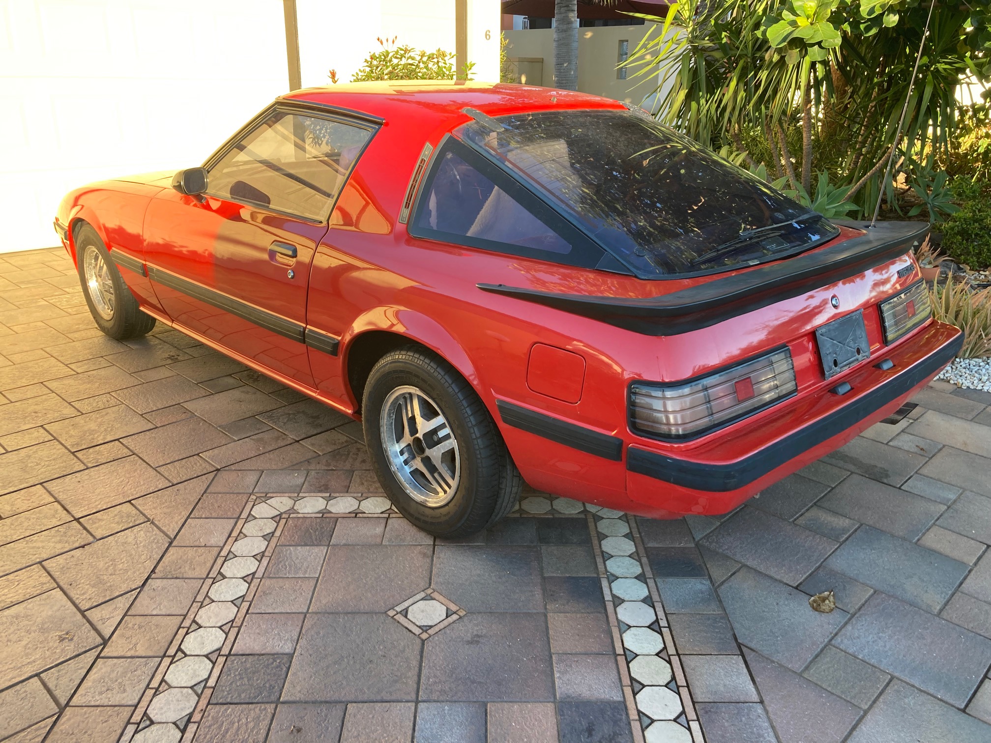 1983 MAZDA RX7 SUPER DELUXE 5 SP MANUAL 2D COUPE