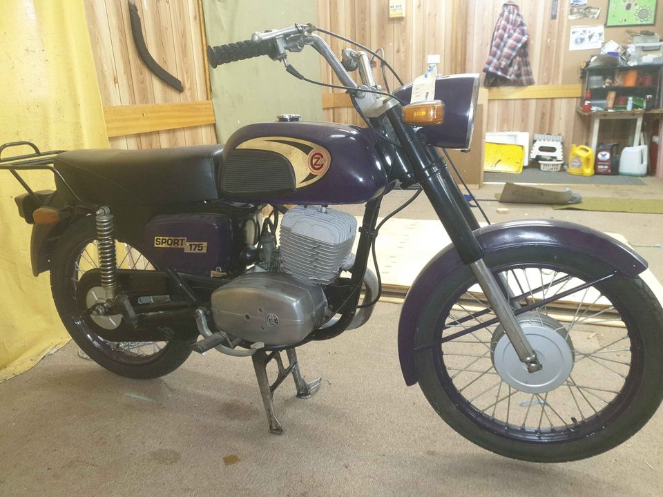 1970 JAWA SPORT 175CC ROAD