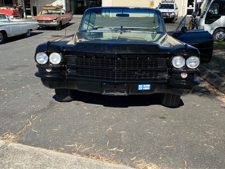 1963 CADILLAC COUPE DE VILLE CONVERTIBLE