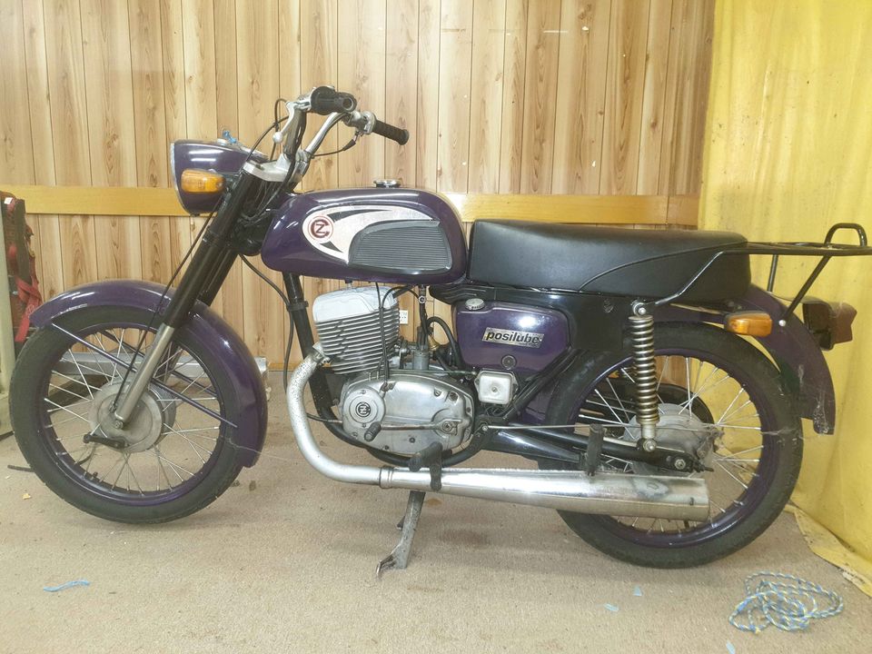 1970 JAWA SPORT 175CC ROAD