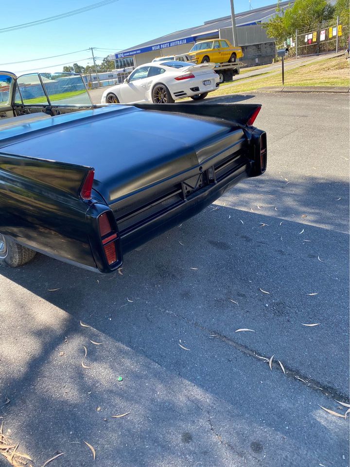 1963 CADILLAC COUPE DE VILLE CONVERTIBLE
