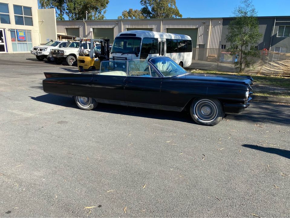 1963 CADILLAC COUPE DE VILLE CONVERTIBLE