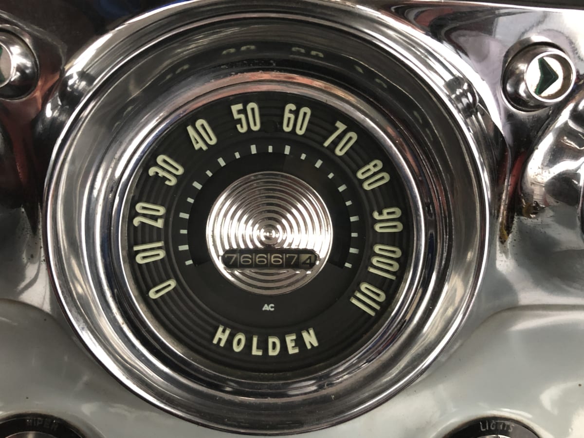 1960 HOLDEN FB SPECIAL SERIES SEDAN