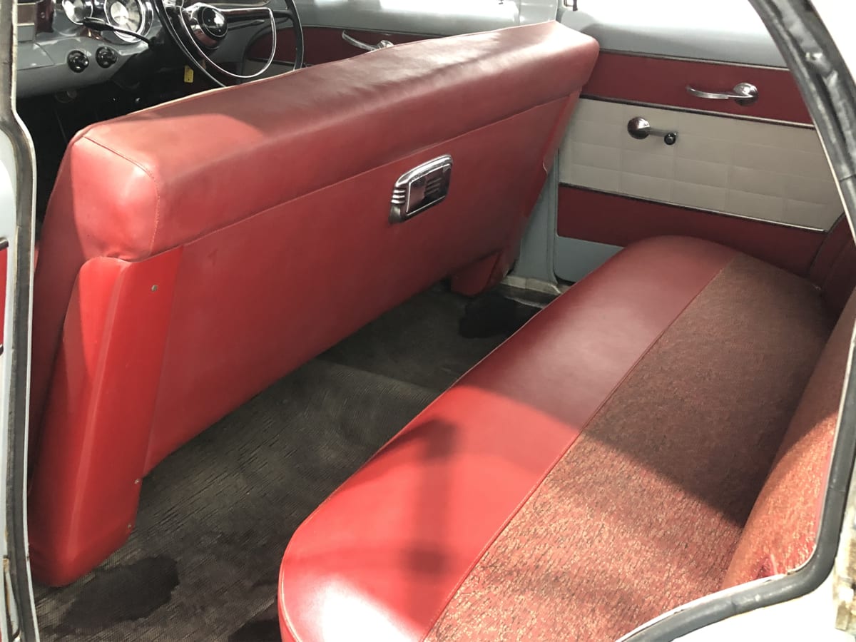 1960 HOLDEN FB SPECIAL SERIES SEDAN