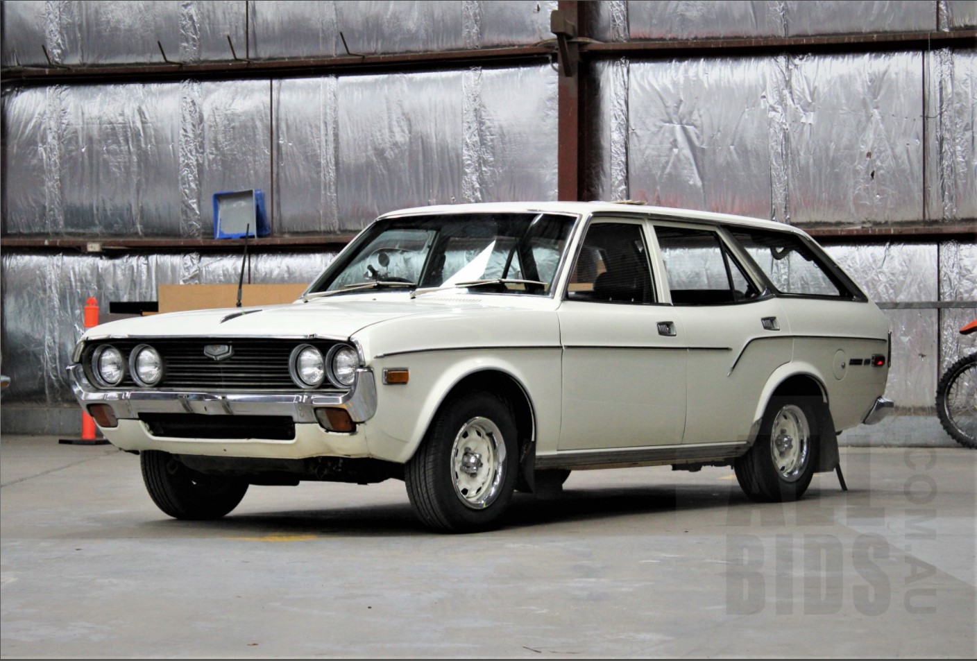 1975 MAZDA 929 WAGON