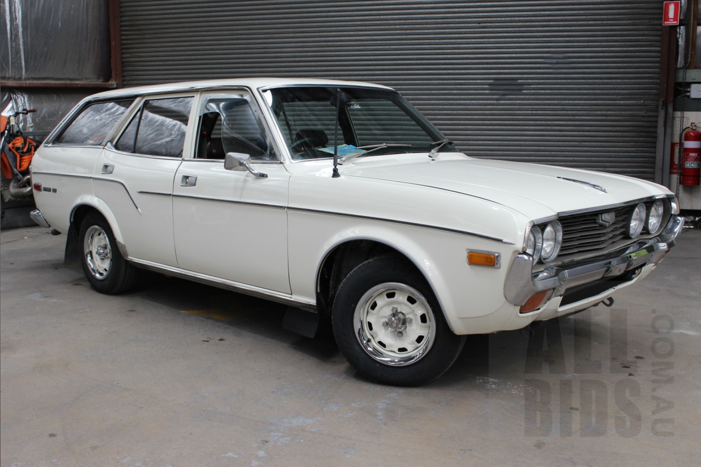 1975 MAZDA 929 WAGON