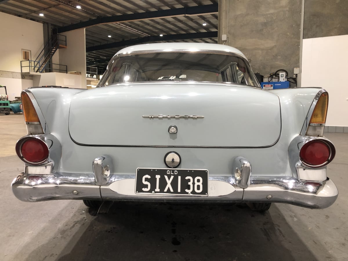 1960 HOLDEN FB SPECIAL SERIES SEDAN