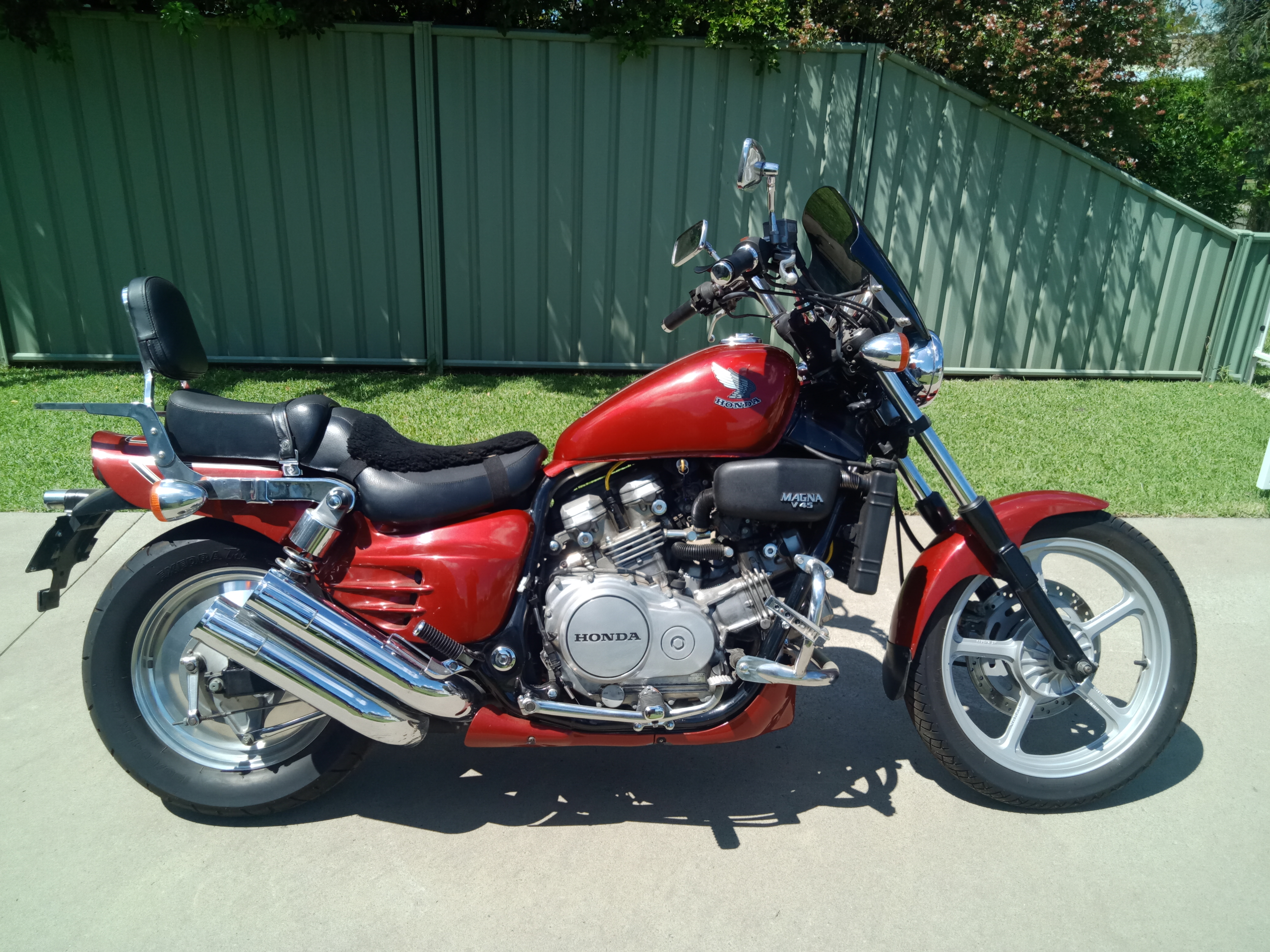1987 HONDA VF750C SUPER MAGNA 750CC ROAD