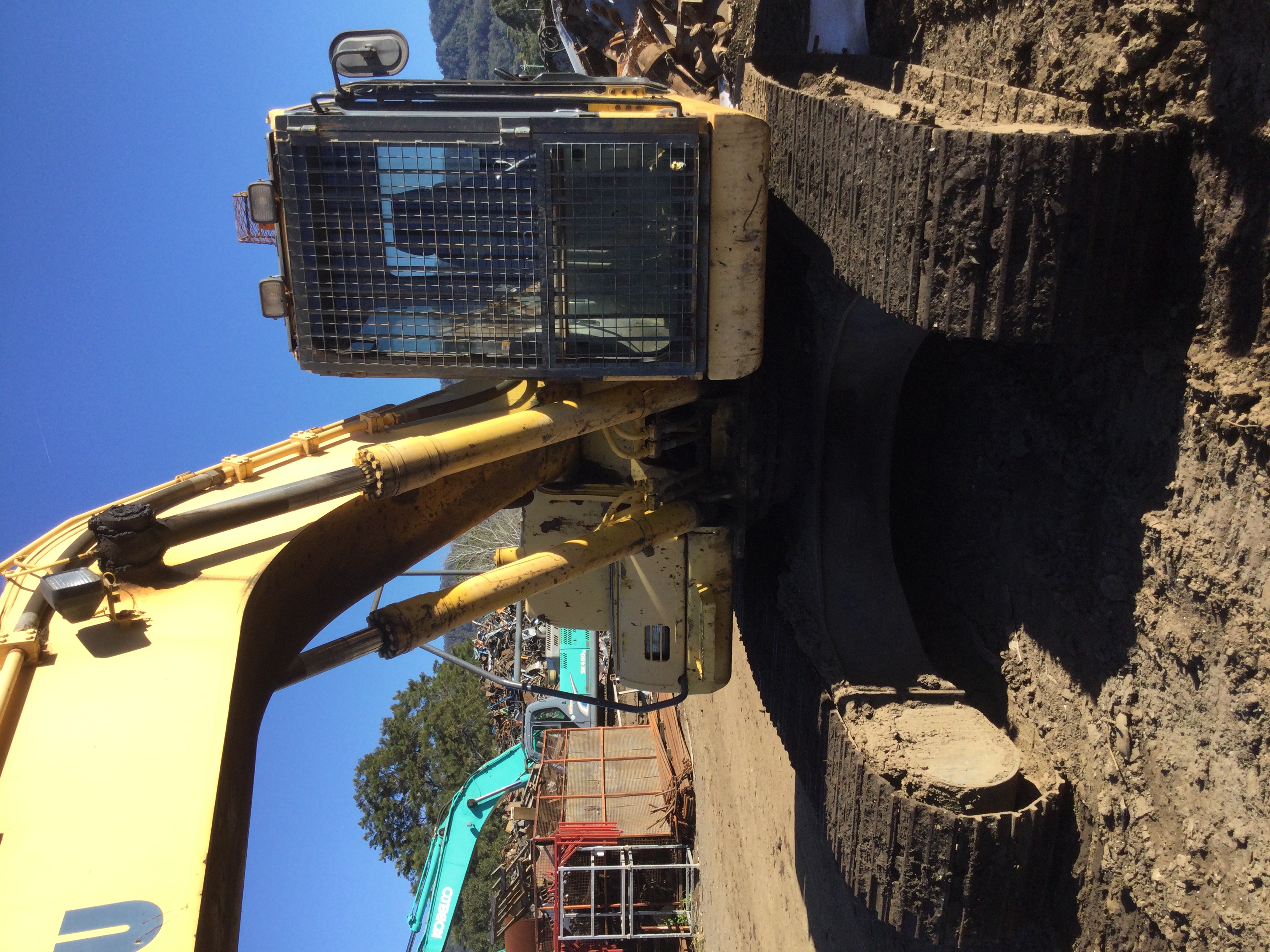 2005 KOMATSU PC220-7 EXCAVTOR