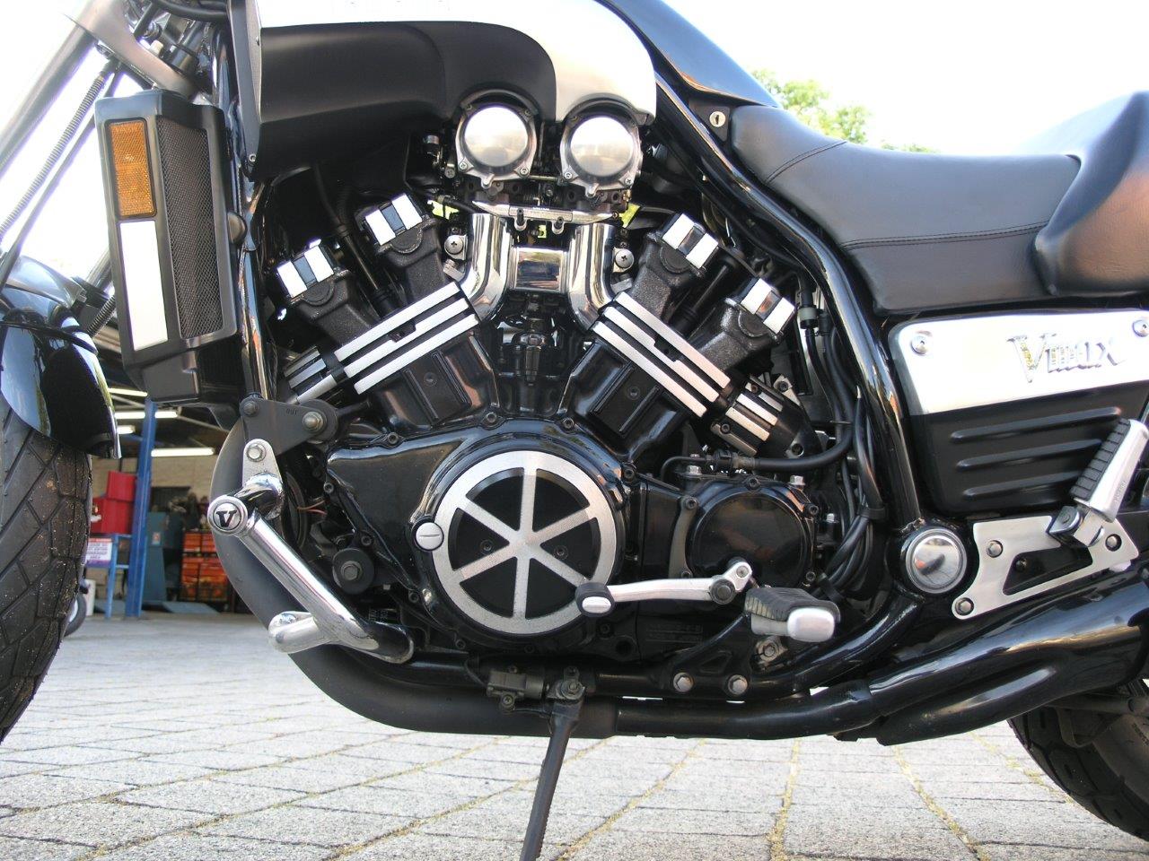 1996 YAMAHA VMX1200 (VMAX) ROAD