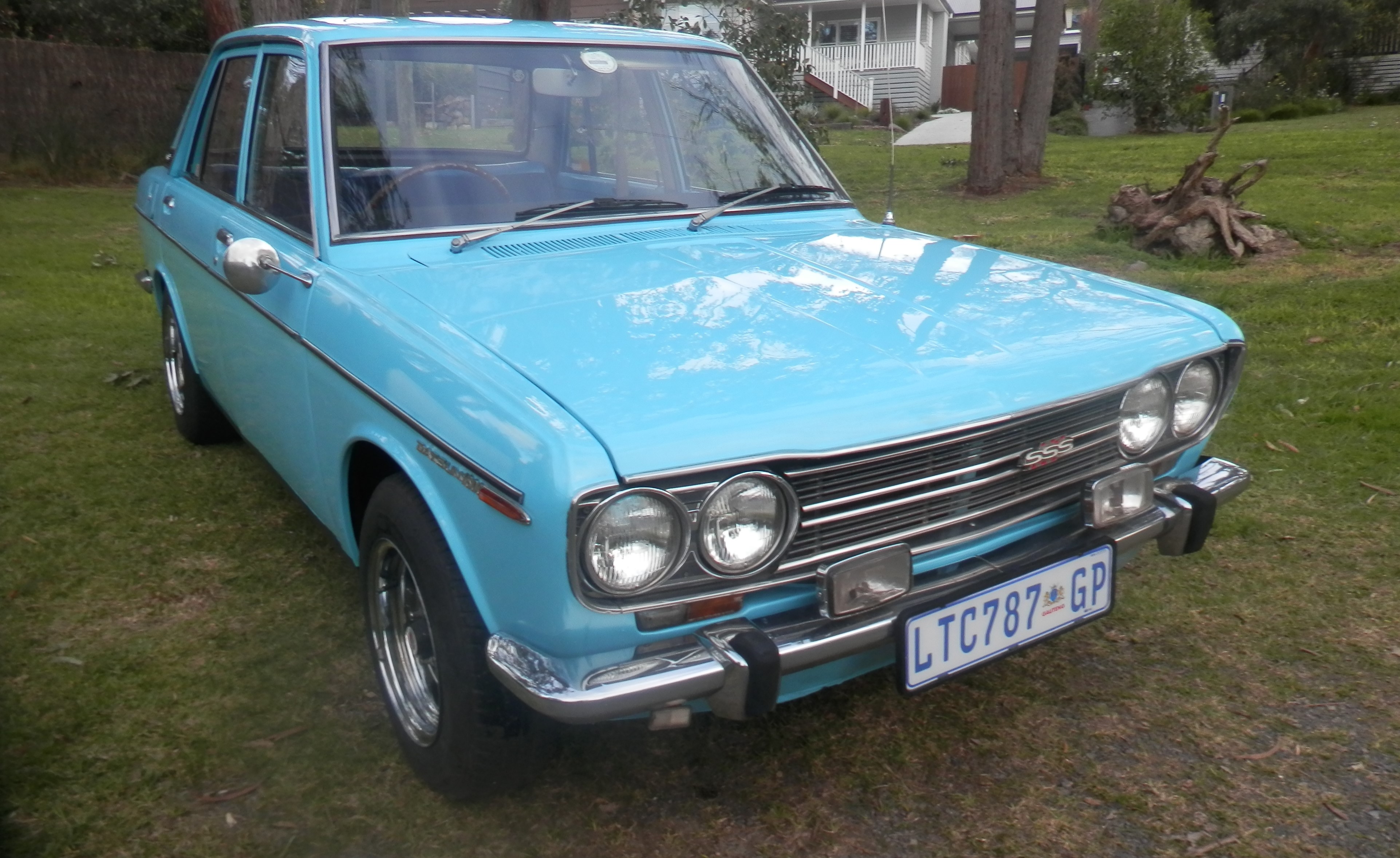 1970 DATSUN 1600 SSS SEDAN