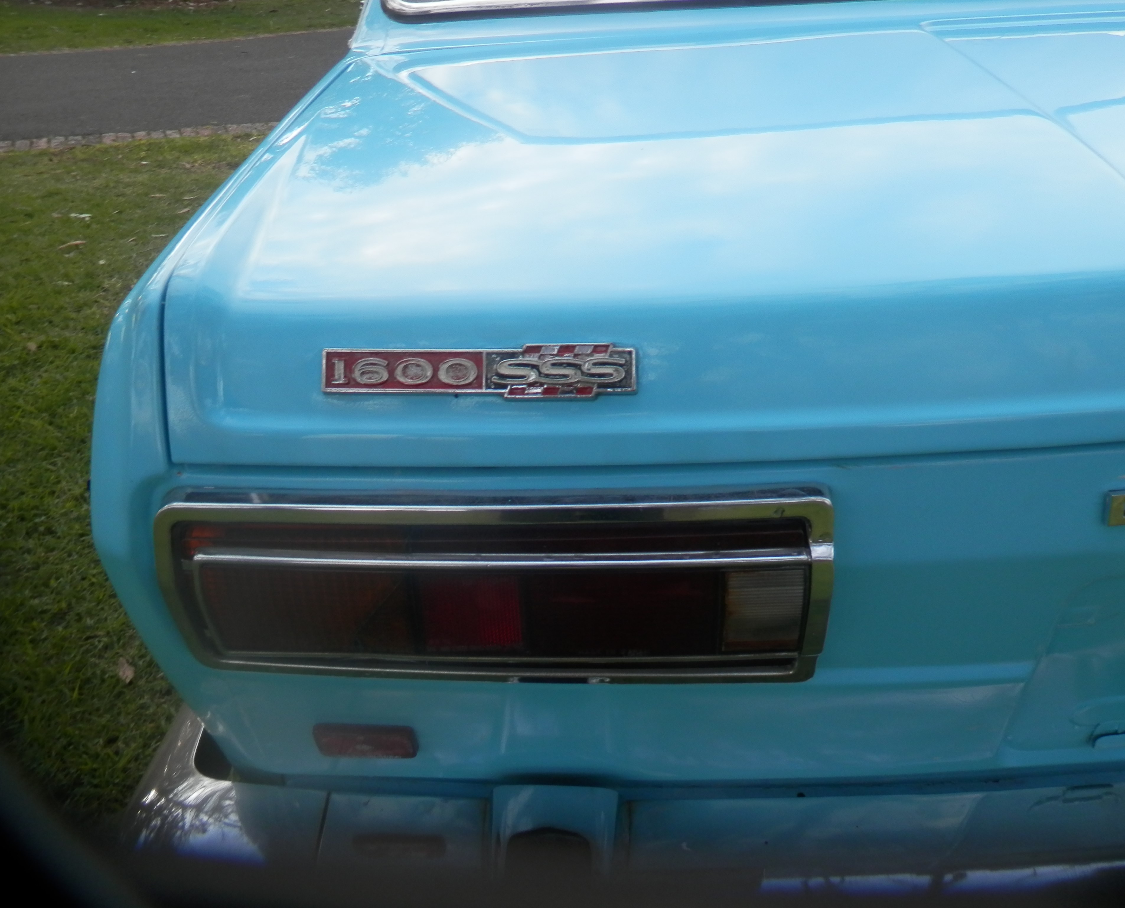 1970 DATSUN 1600 SSS SEDAN