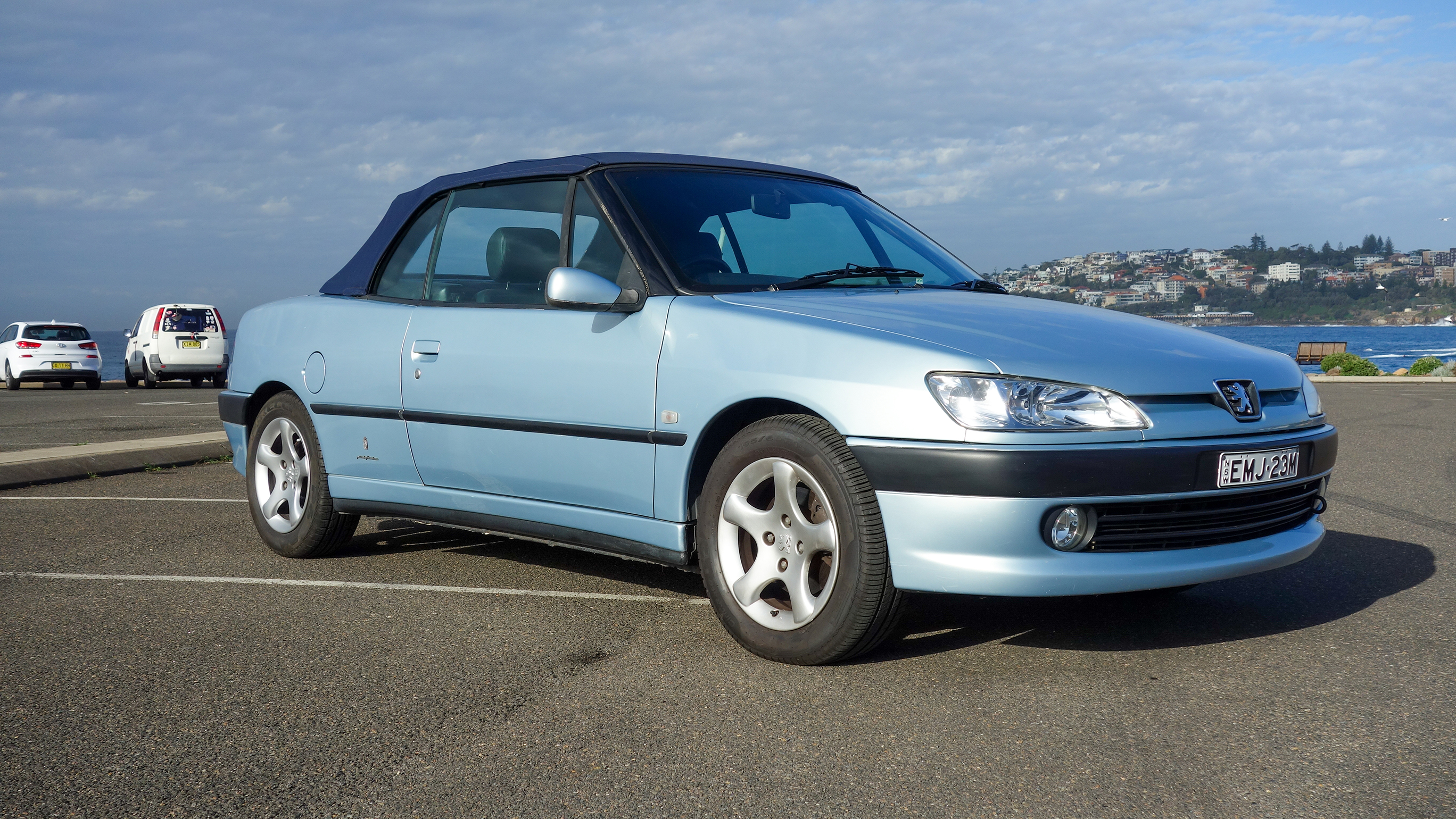 2001 PEUGEOT 306 CONVERTIBLE 