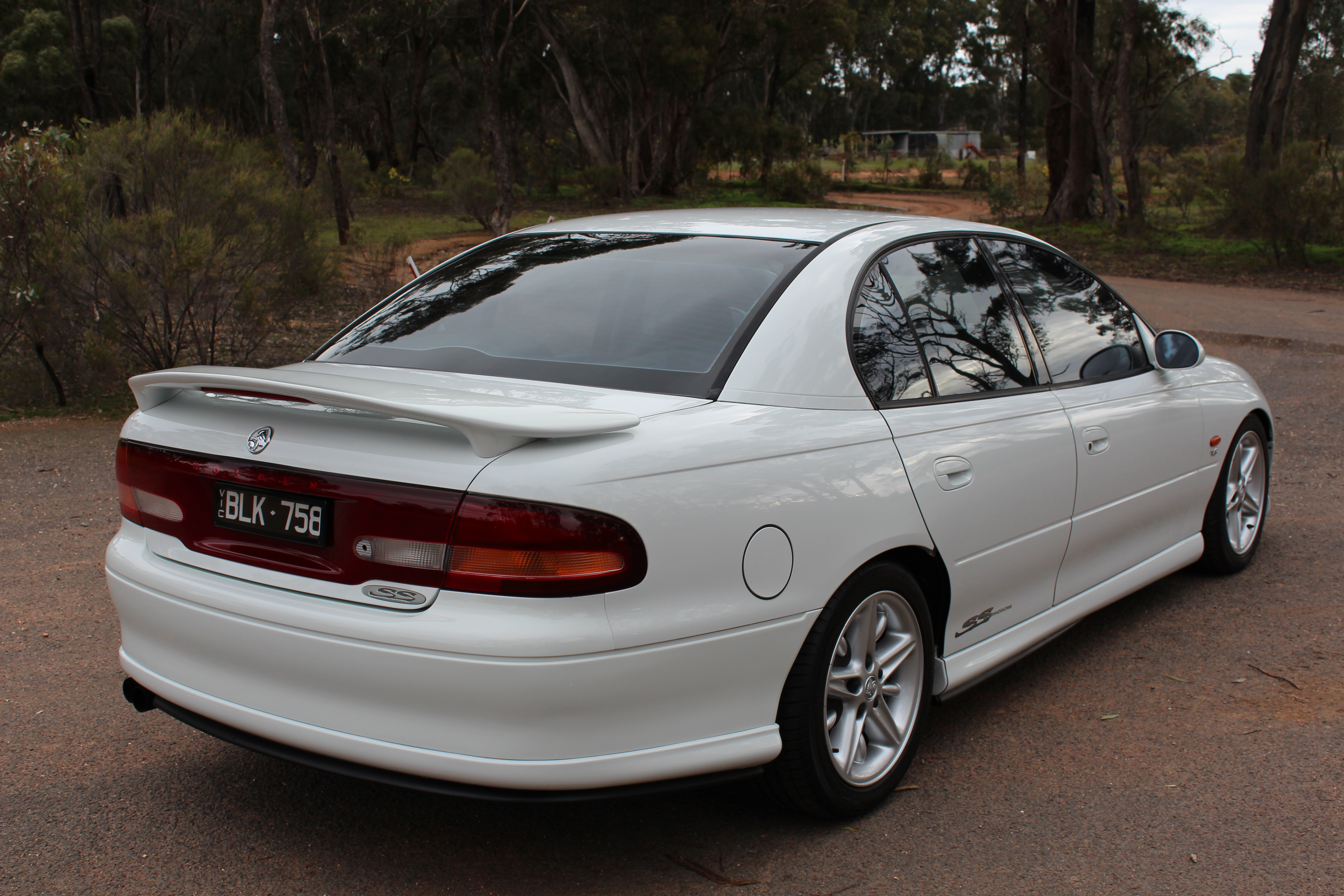 1998 HOLDEN COMMODORE VT SS SEDAN