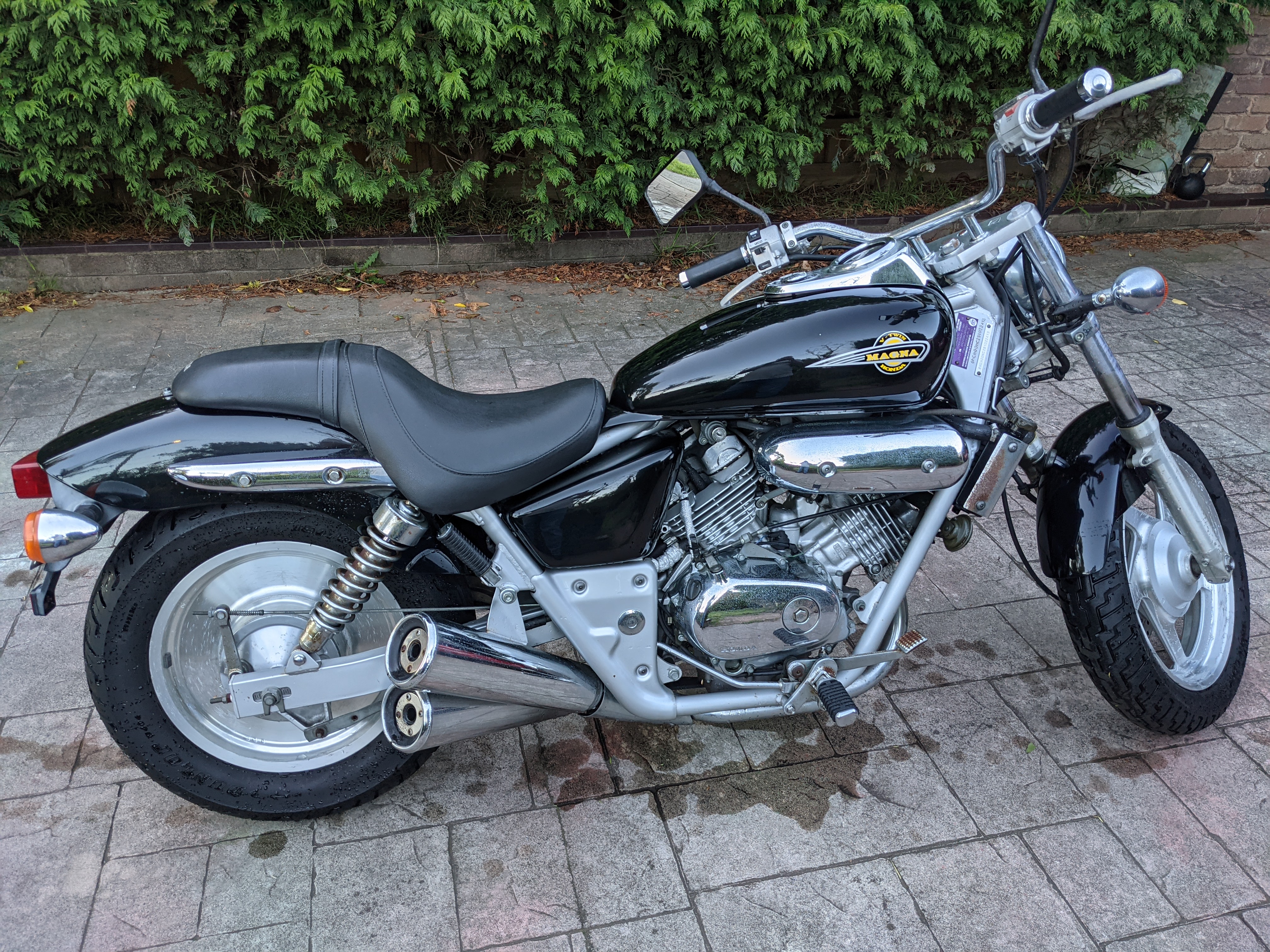 1995 HONDA VT250C (V-TWIN CUSTOM) CRUISER