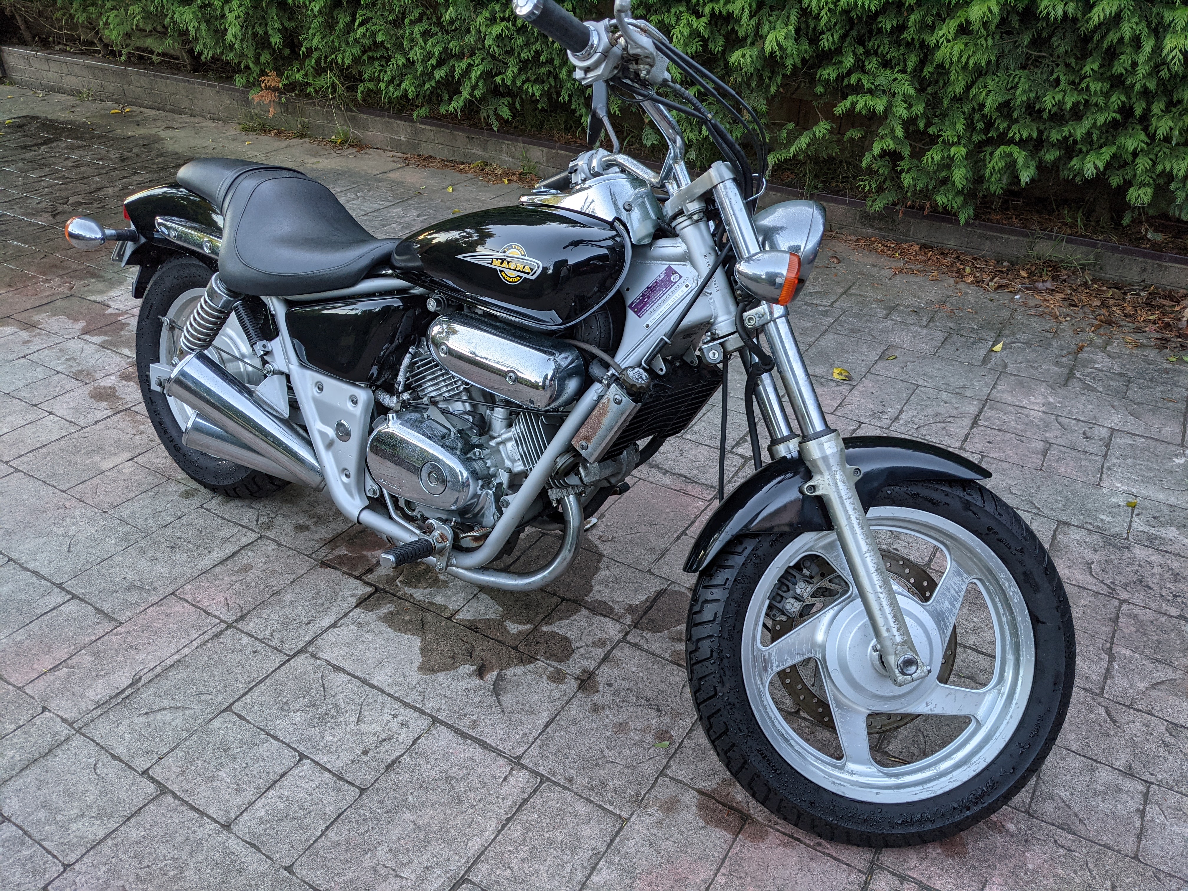 1995 HONDA VT250C (V-TWIN CUSTOM) CRUISER