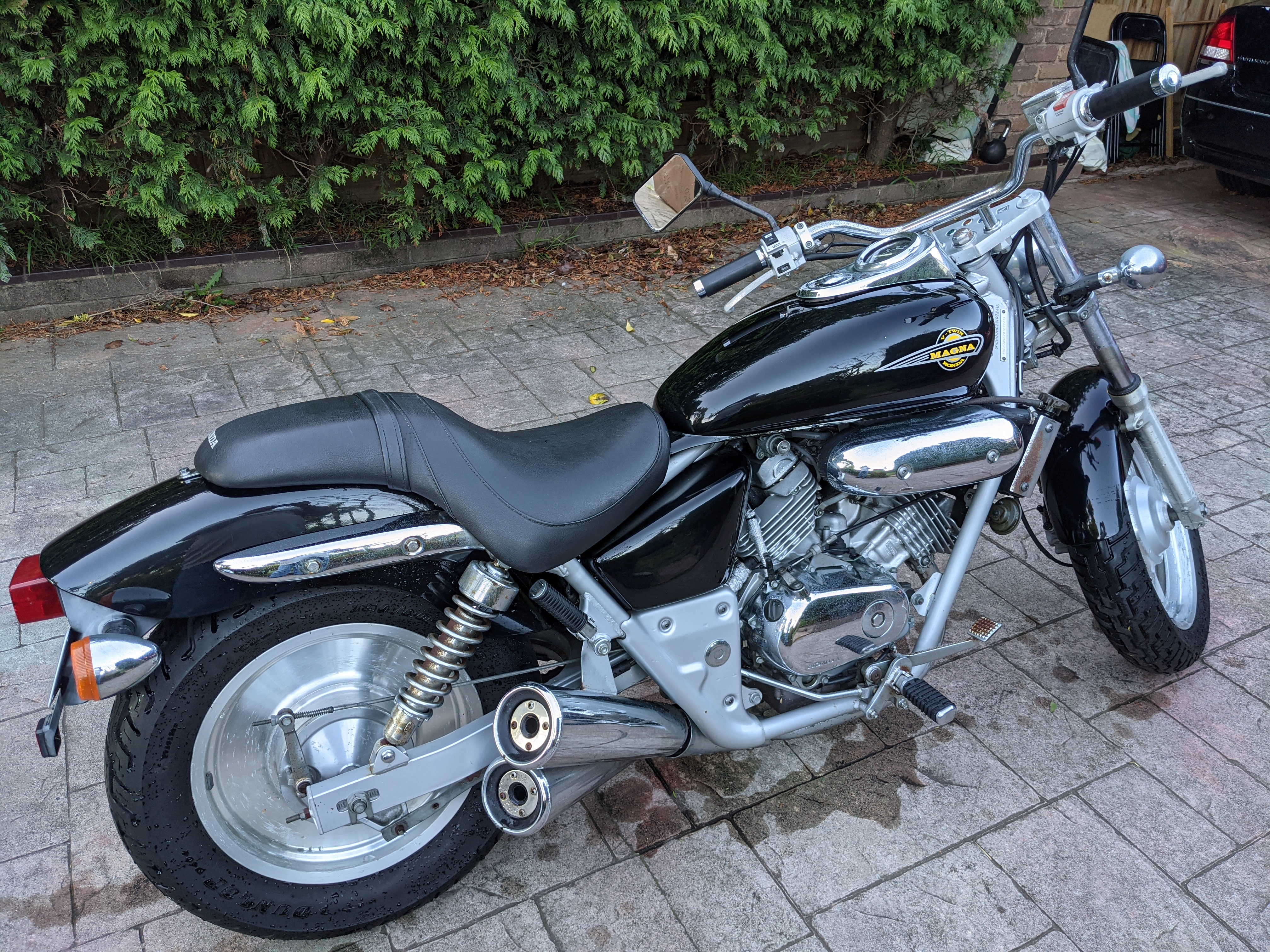 1995 HONDA VT250C (V-TWIN CUSTOM) CRUISER