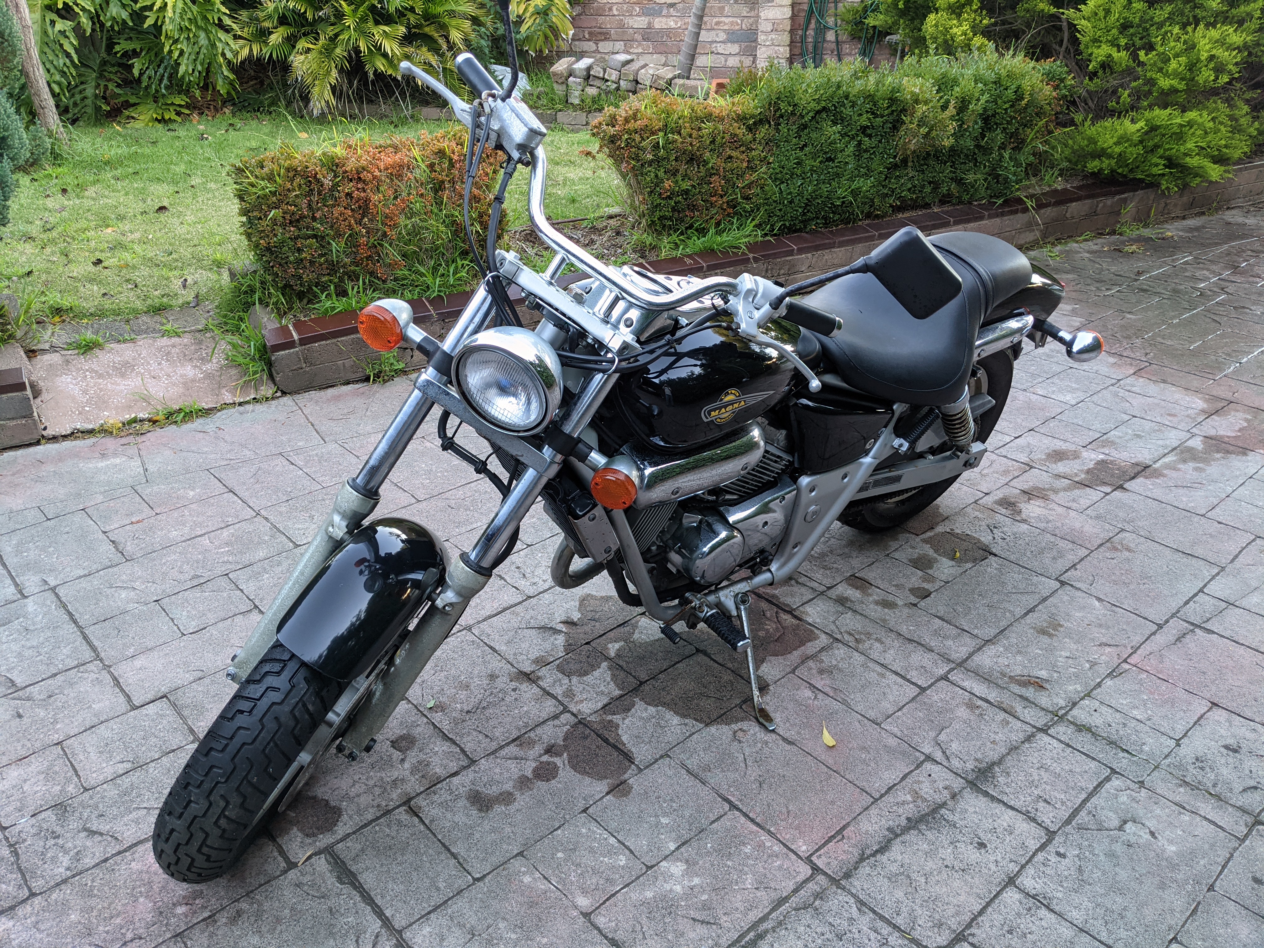 1995 HONDA VT250C (V-TWIN CUSTOM) CRUISER