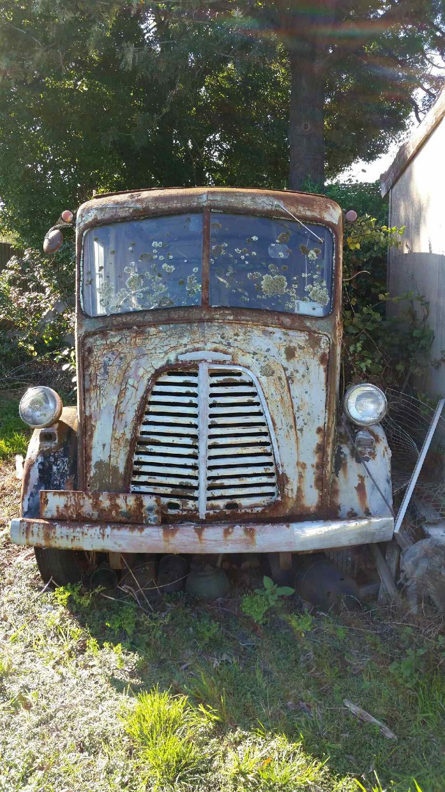 1948 MORRIS COMMERCIAL PV VAN