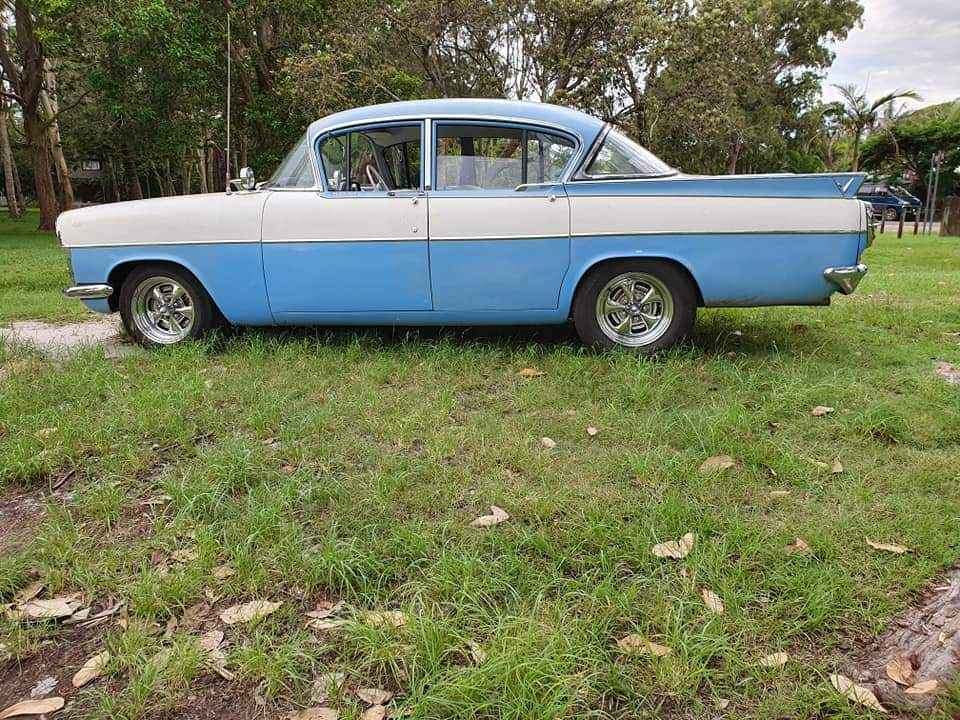 1960 VAUXHALL VELOX SEDAN