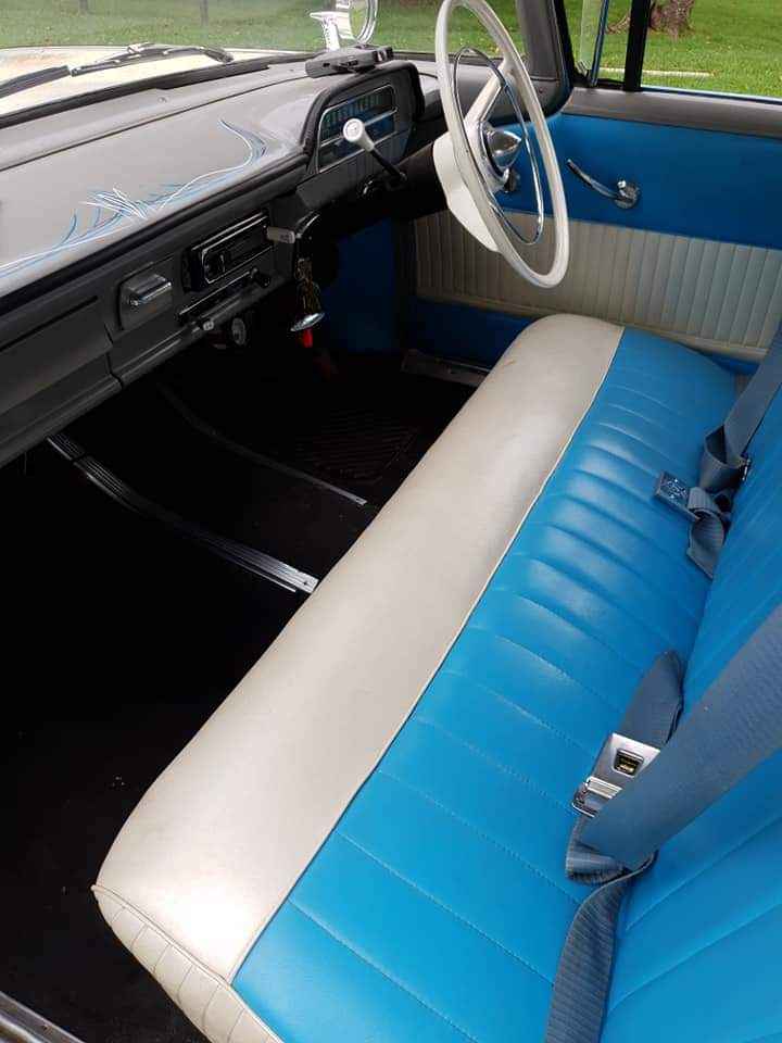 1960 VAUXHALL VELOX SEDAN