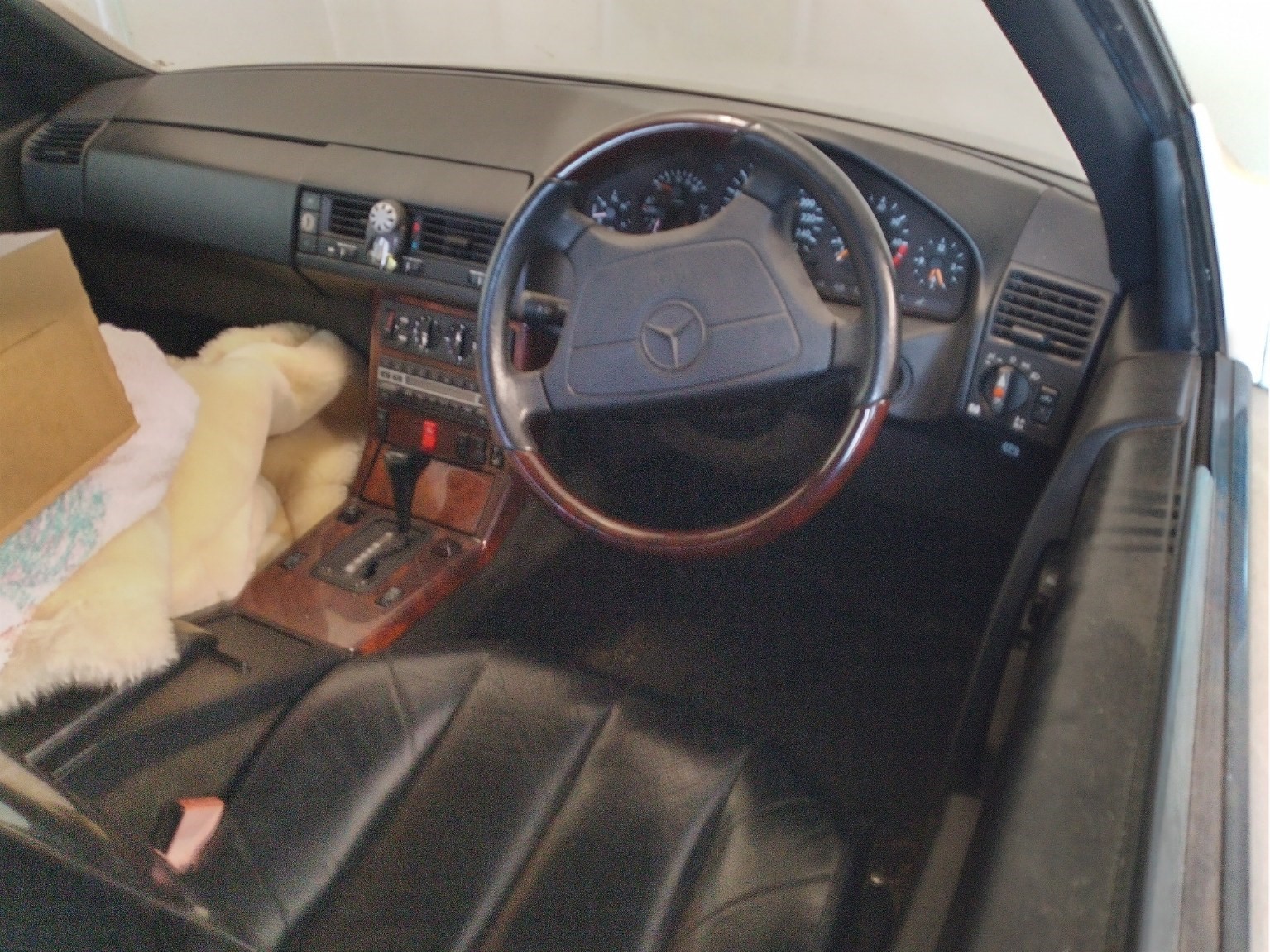 1991 MERCEDES-BENZ SL 500 CONVERTIBLE 