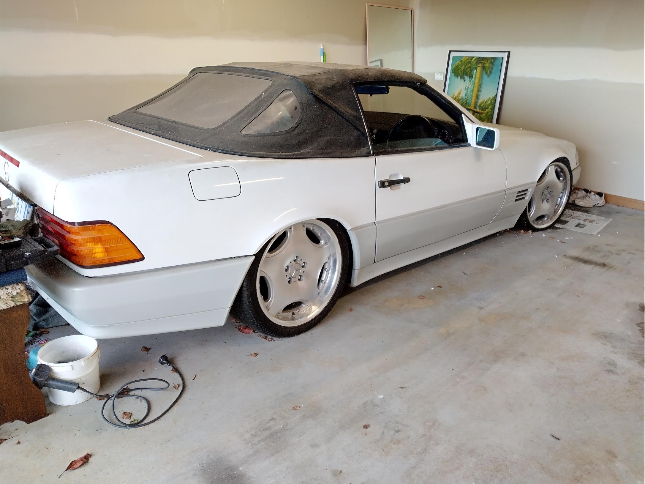 1991 MERCEDES-BENZ SL 500 CONVERTIBLE 