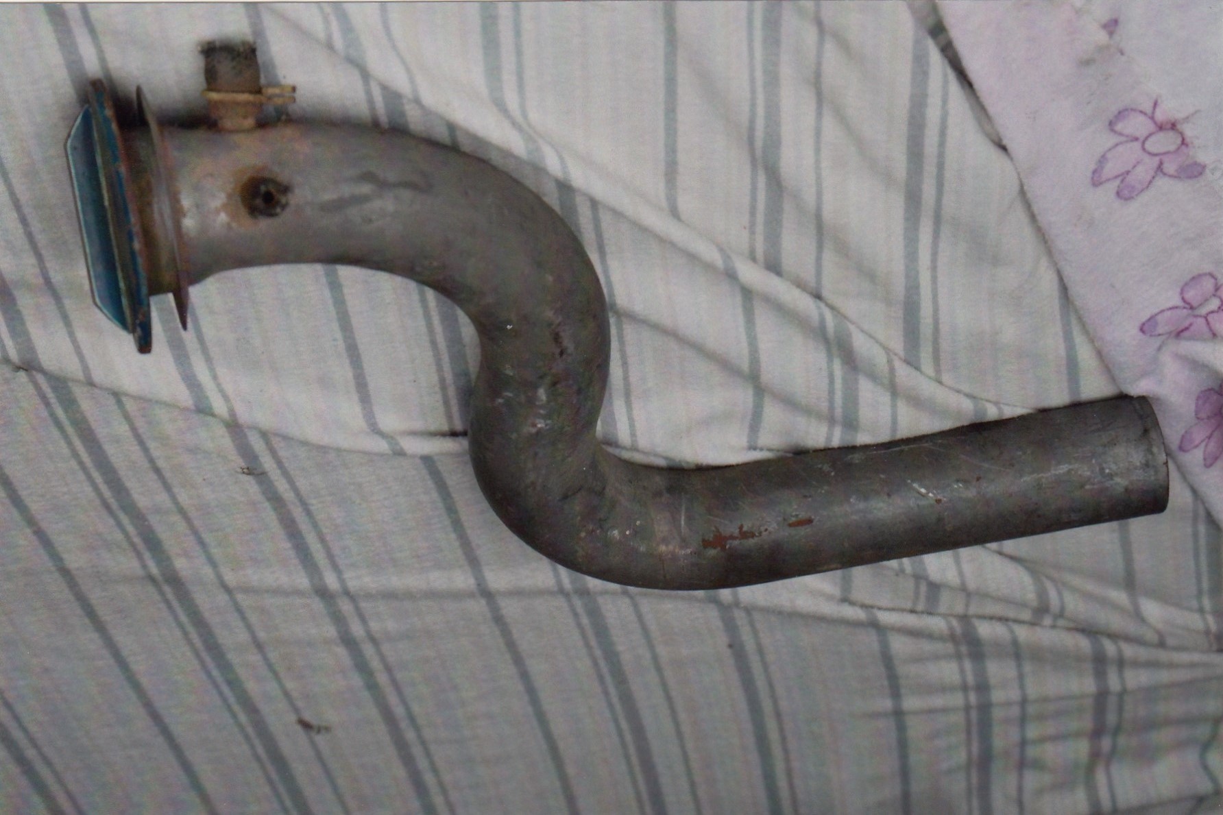 EH 1964 FUEL LINE TO PETROL TANK